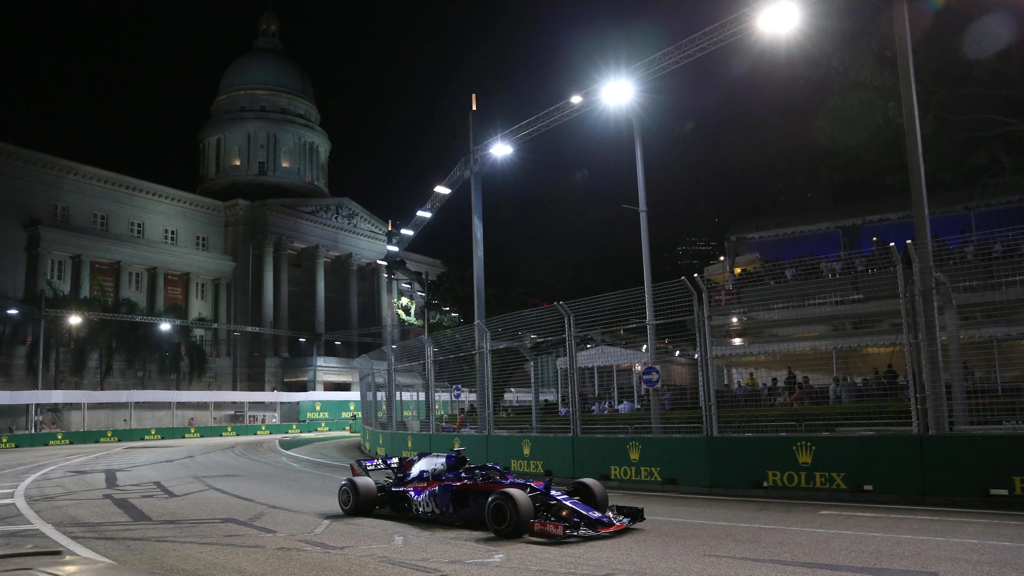 Brendon Hartley, Scuderia Toro Rosso STR13 at Formula One World Championship, Rd15, Singapore Grand Prix, Race, Marina Bay Circuit, Singapore, Sunday 16 September 2018.