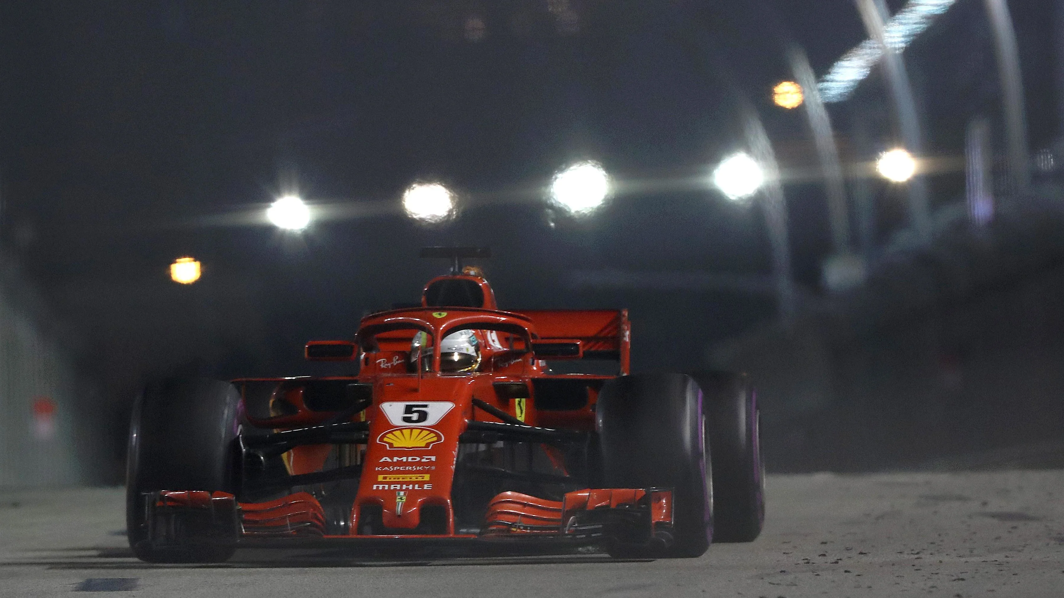Sebastian Vettel, Ferrari SF71H at Formula One World Championship, Rd15, Singapore Grand Prix,