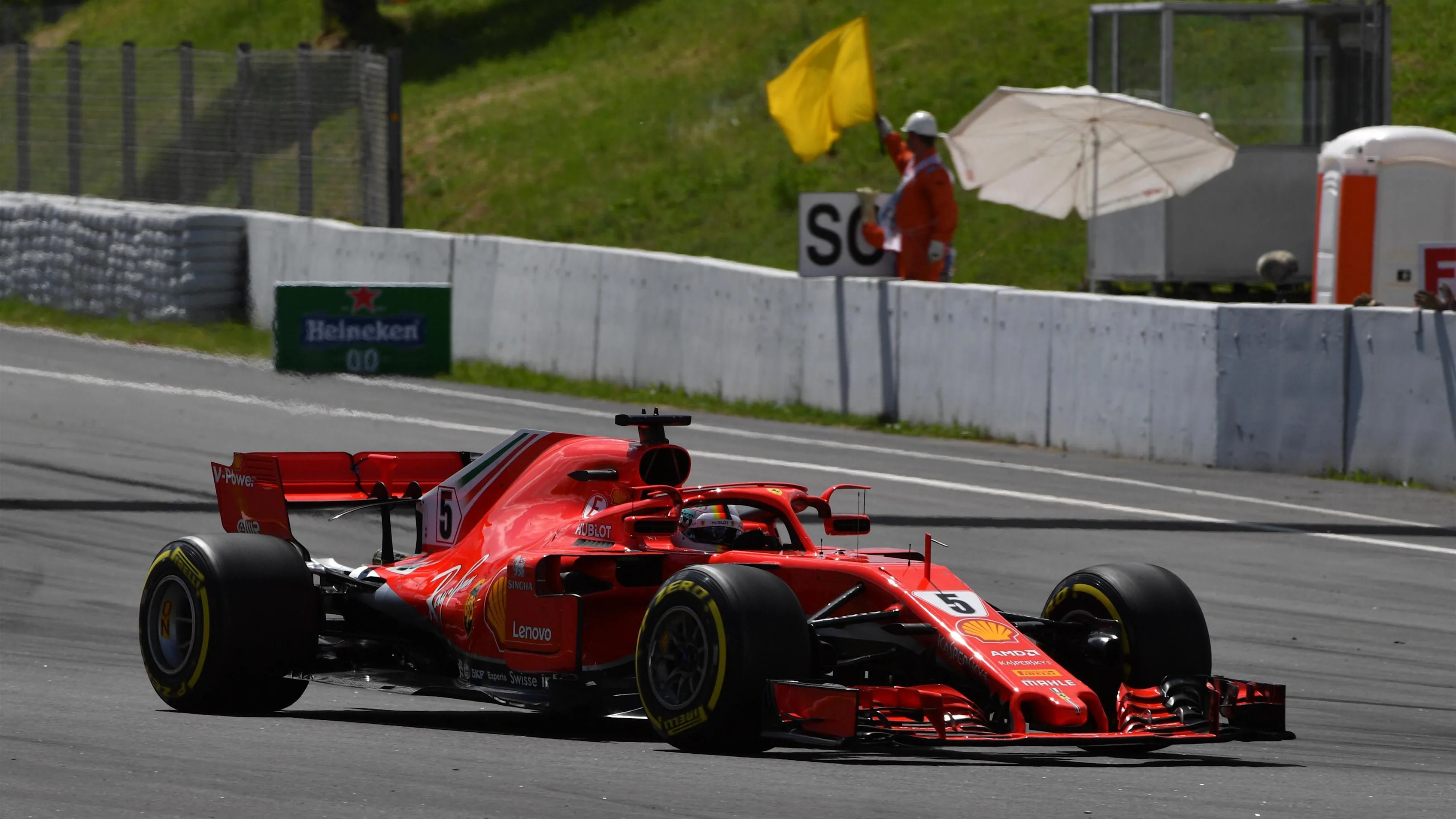 Sebastian Vettel (GER) Ferrari SF-71H at the start of the race at Formula One World Championship, Rd5, Spanish Grand Prix, Race, Barcelona, Spain, Sunday 13 May 2018. © Mark Sutton/Sutton Images