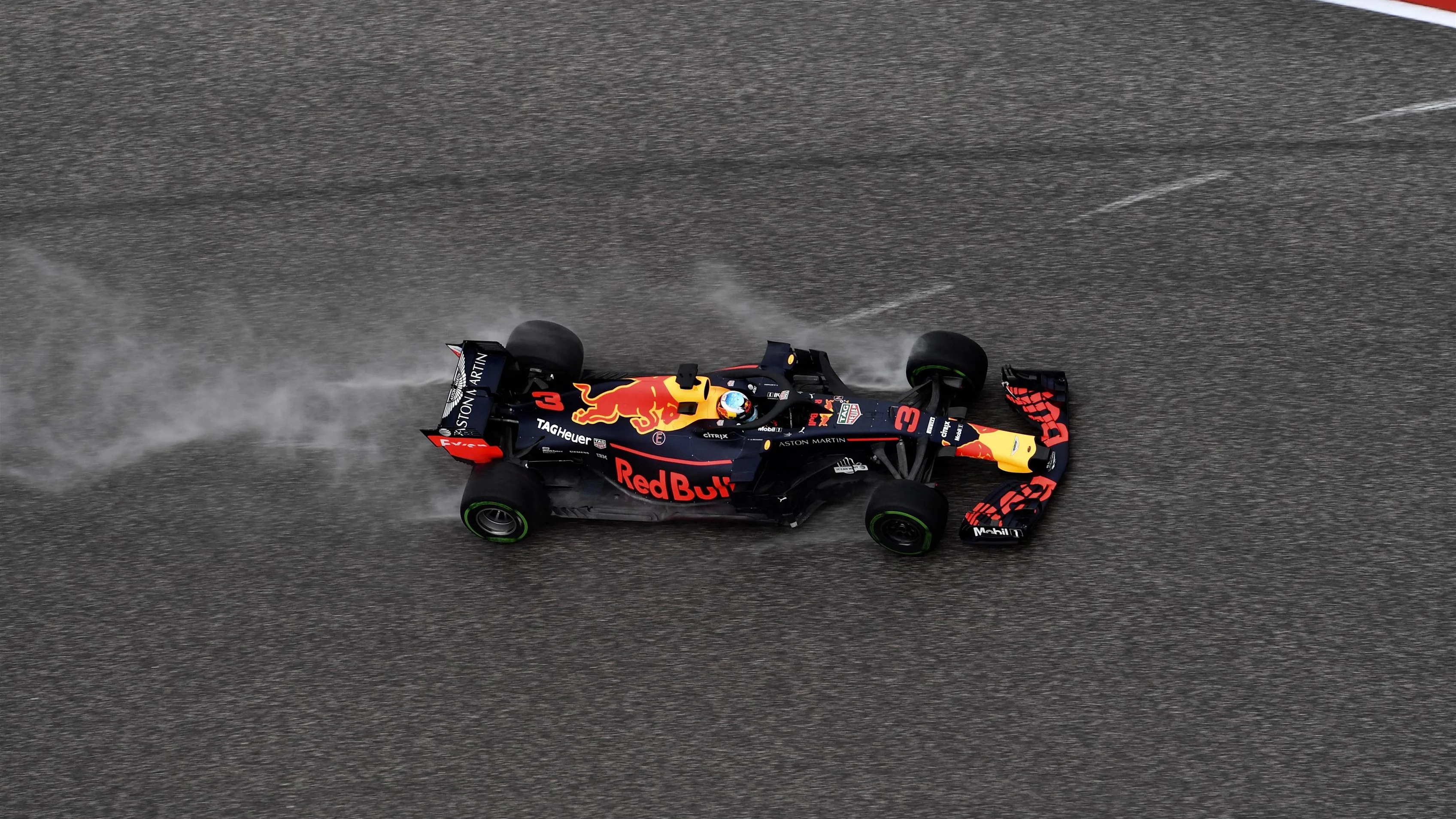Daniel Ricciardo, Red Bull Racing RB14 at Formula One World Championship, Rd18, United States Grand