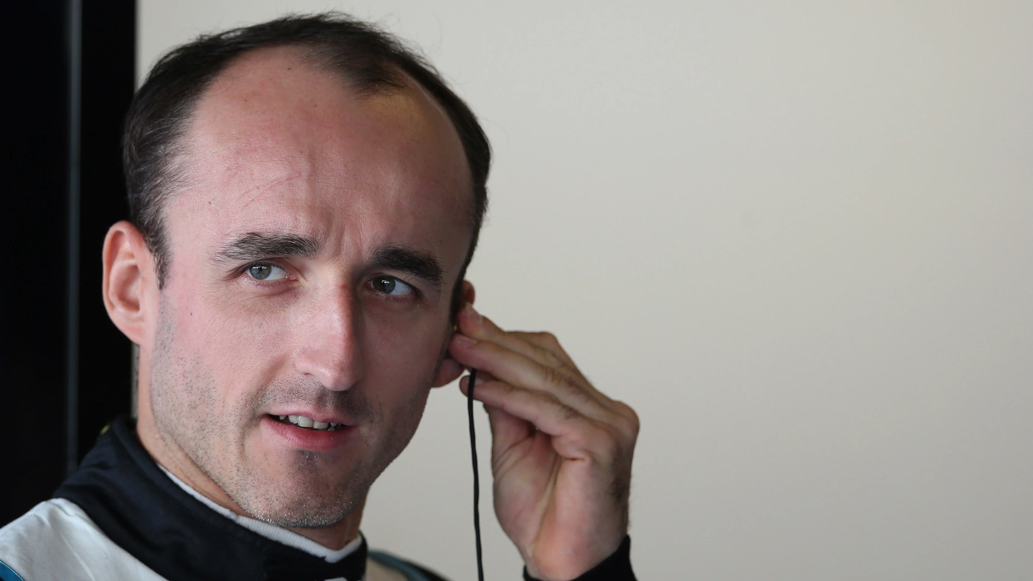 ABU DHABI, UNITED ARAB EMIRATES - NOVEMBER 29: Robert Kubica of Poland and Williams prepares to