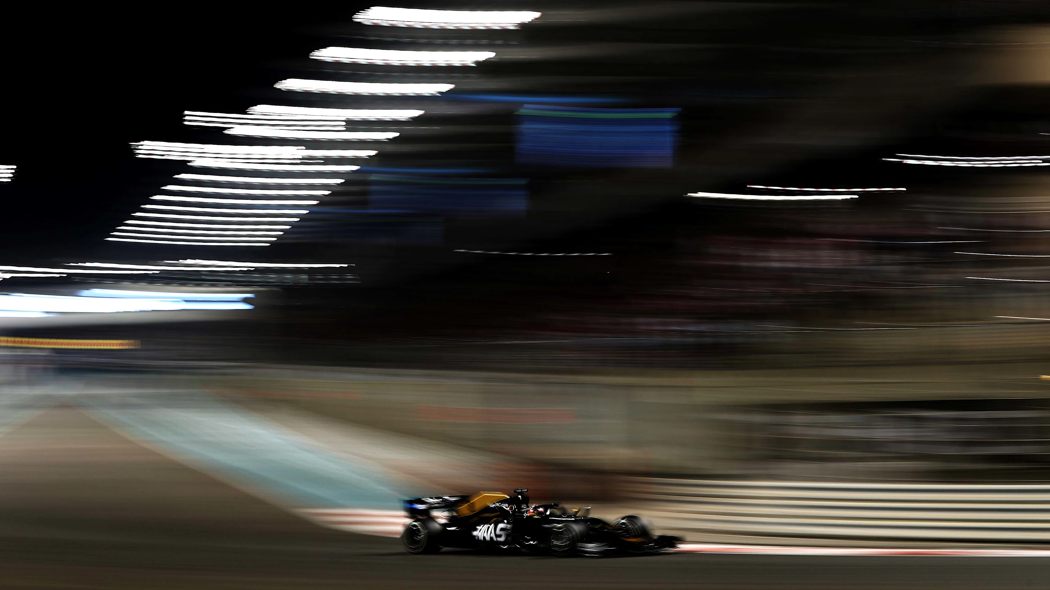 ABU DHABI, UNITED ARAB EMIRATES - DECEMBER 01: Romain Grosjean of France driving the (8) Haas F1 Team VF-19 Ferrari on track during the F1 Grand Prix of Abu Dhabi at Yas Marina Circuit on December 01, 2019 in Abu Dhabi, United Arab Emirates. (Photo by Mark Thompson/Getty Images)