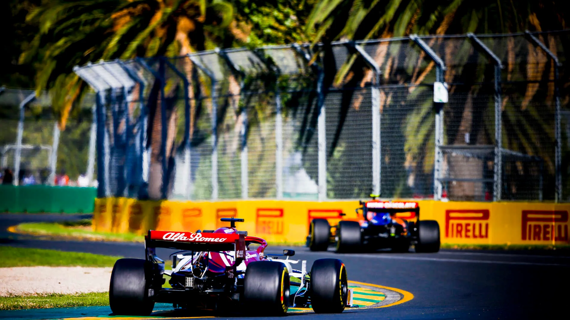 MELBOURNE GRAND PRIX CIRCUIT, AUSTRALIA - MARCH 15: Kimi Raikkonen, Alfa Romeo Racing C38 during the Australian GP at Melbourne Grand Prix Circuit on March 15, 2019 in Melbourne Grand Prix Circuit, Australia. (Photo by Andy Hone / LAT Images)