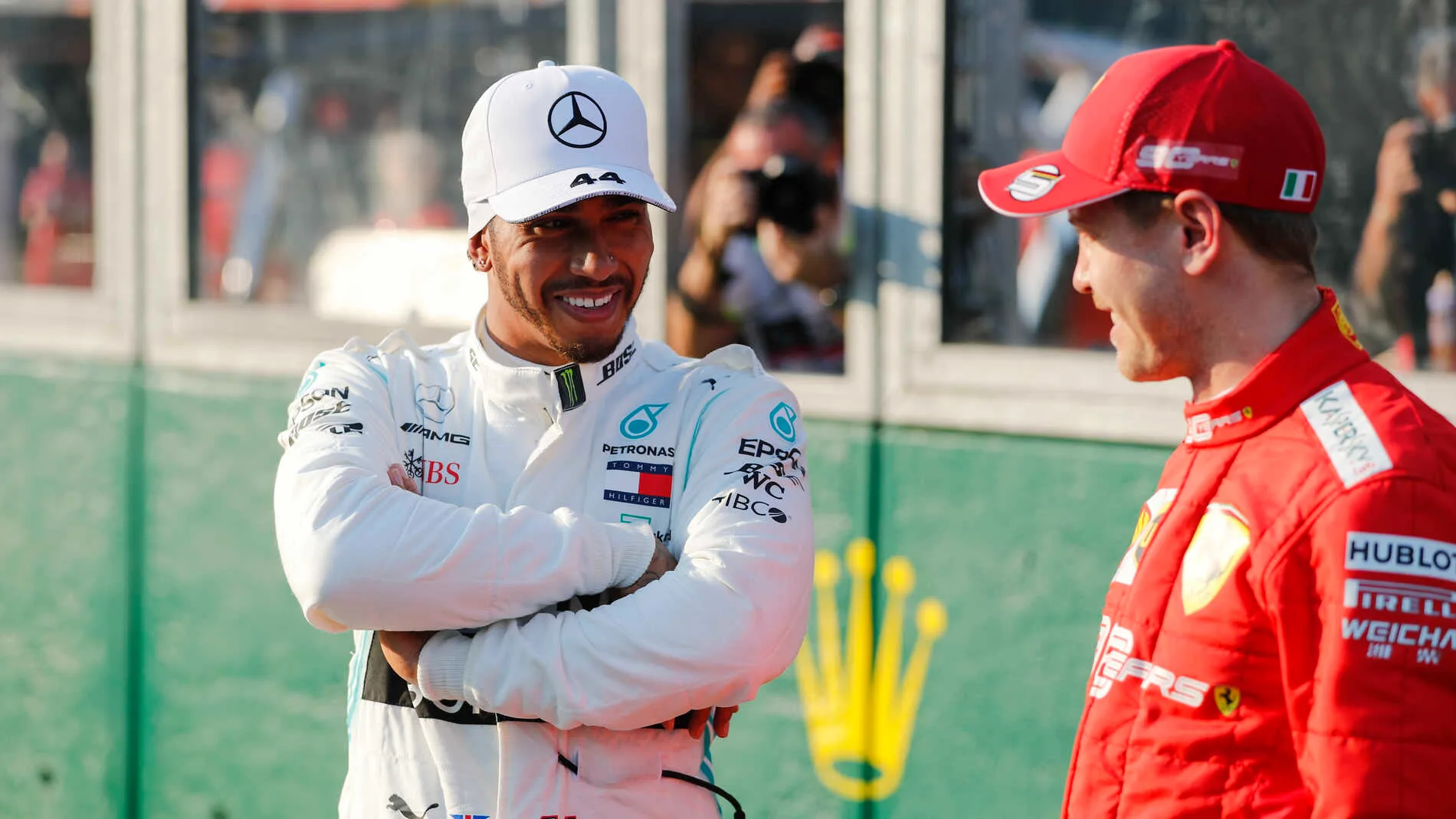 MELBOURNE GRAND PRIX CIRCUIT, AUSTRALIA - MARCH 16: Pole Sitter Lewis Hamilton, Mercedes AMG F1