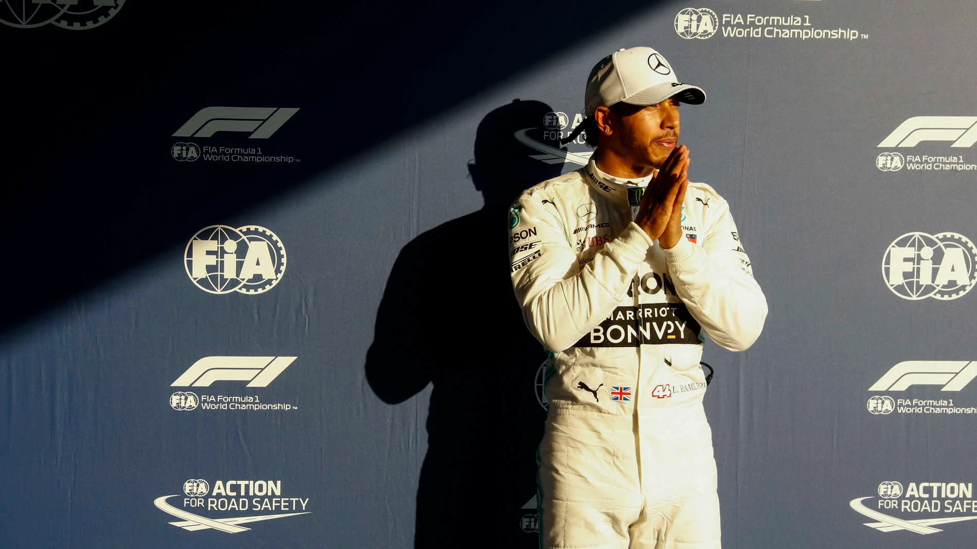 MELBOURNE GRAND PRIX CIRCUIT, AUSTRALIA - MARCH 16: Pole Sitter Lewis Hamilton, Mercedes AMG F1 in Parc Ferme during the Australian GP at Melbourne Grand Prix Circuit on March 16, 2019 in Melbourne Grand Prix Circuit, Australia. (Photo by Glenn Dunbar / LAT Images)