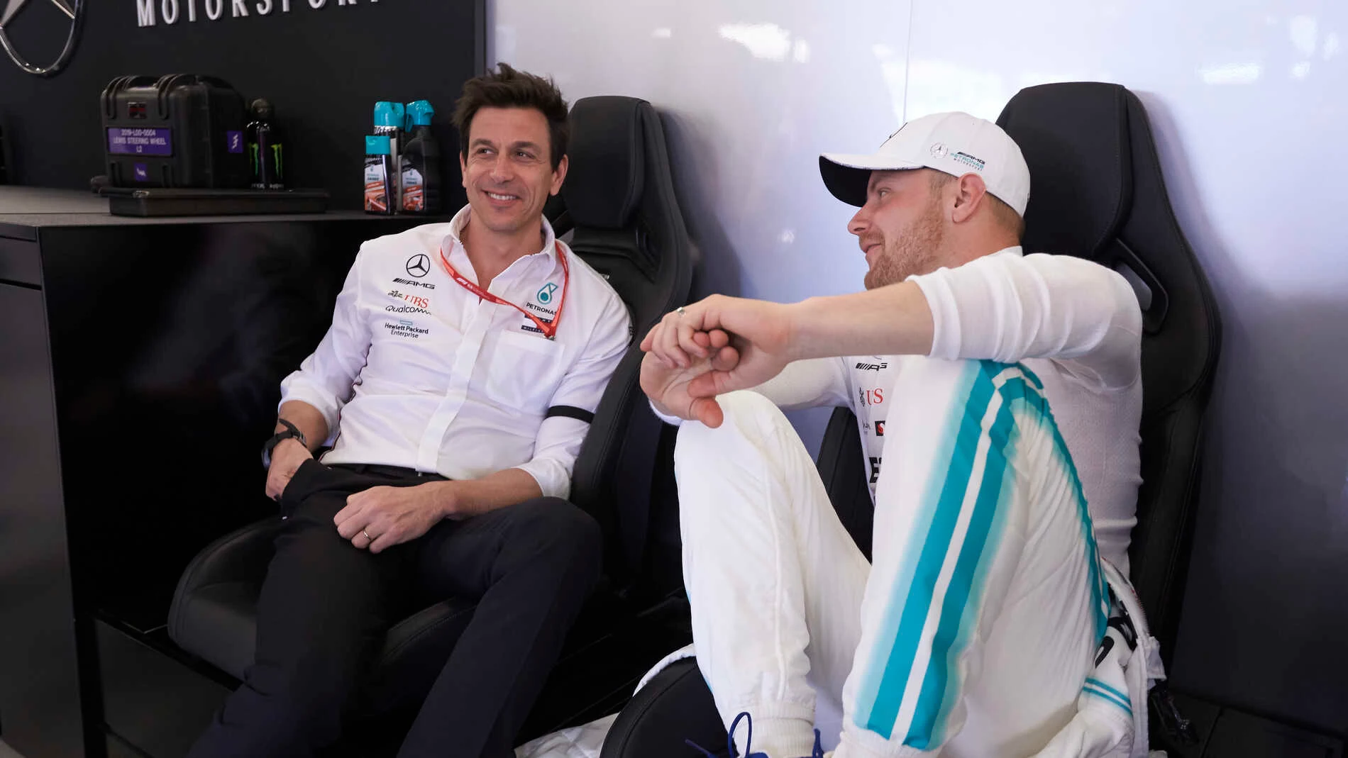 MELBOURNE GRAND PRIX CIRCUIT, AUSTRALIA - MARCH 16: Toto Wolff, Executive Director (Business),