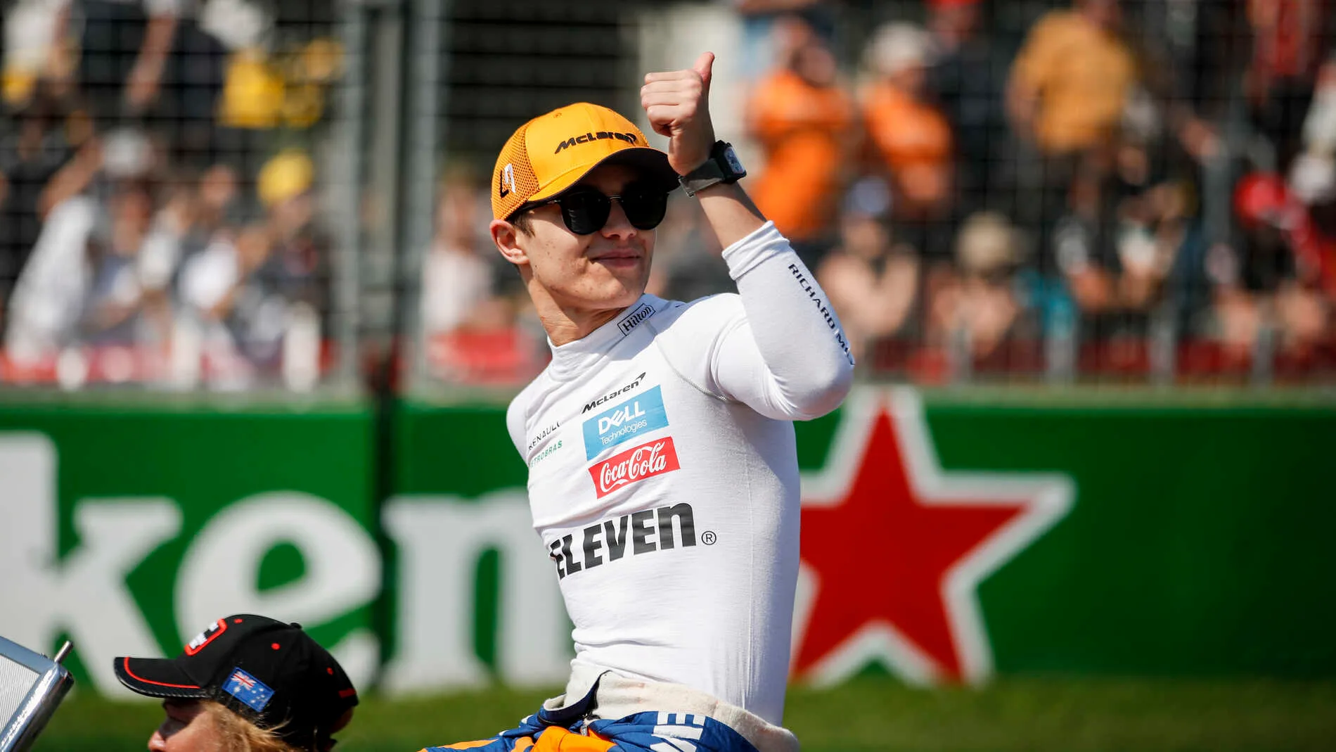 MELBOURNE GRAND PRIX CIRCUIT, AUSTRALIA - MARCH 17: Lando Norris, McLaren, in the drivers parade during the Australian GP at Melbourne Grand Prix Circuit on March 17, 2019 in Melbourne Grand Prix Circuit, Australia. (Photo by Joe Portlock / LAT Images)