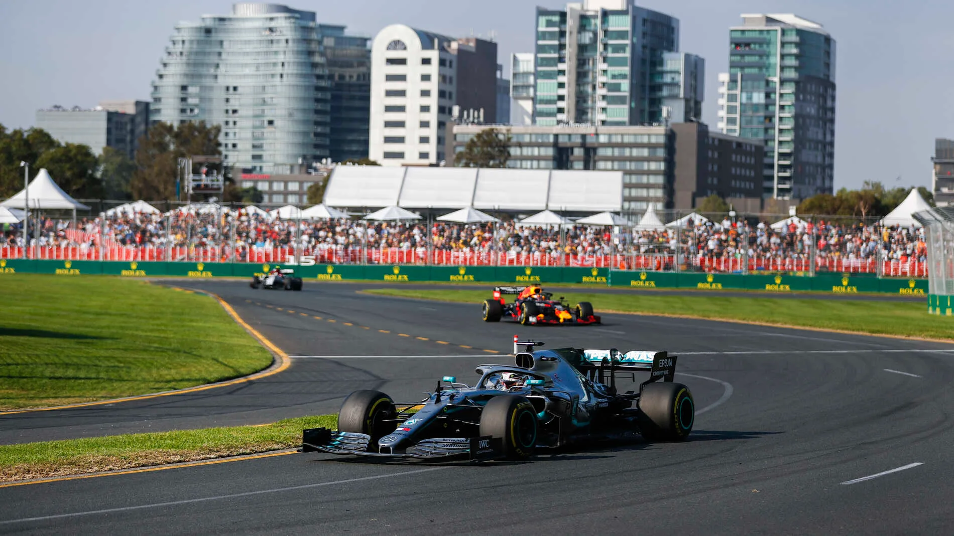 MELBOURNE GRAND PRIX CIRCUIT, AUSTRALIA - MARCH 17: Lewis Hamilton, Mercedes AMG F1 W10, leads Max