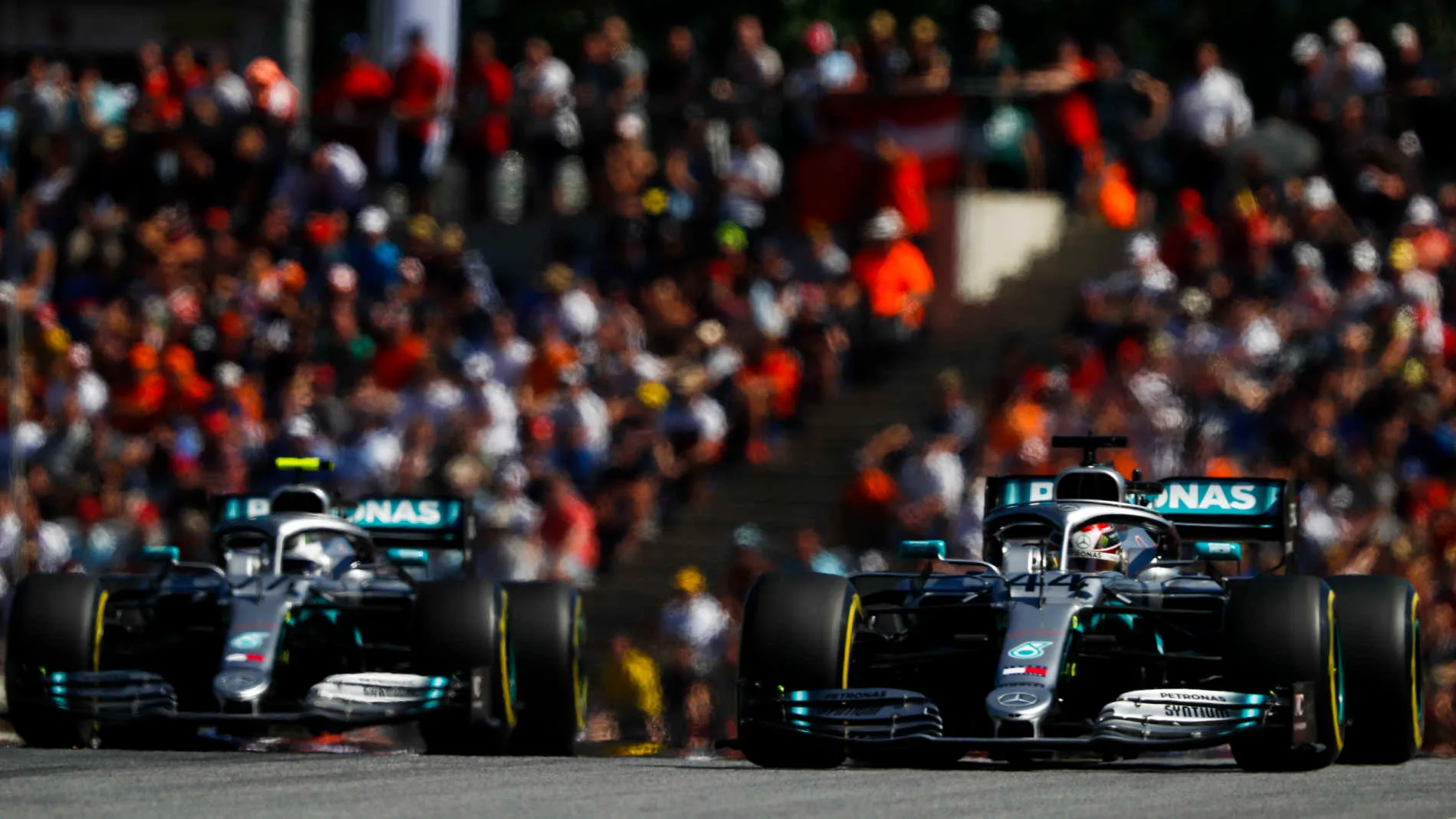 RED BULL RING, AUSTRIA - JUNE 29: Lewis Hamilton, Mercedes AMG F1 W10 and Valtteri Bottas, Mercedes