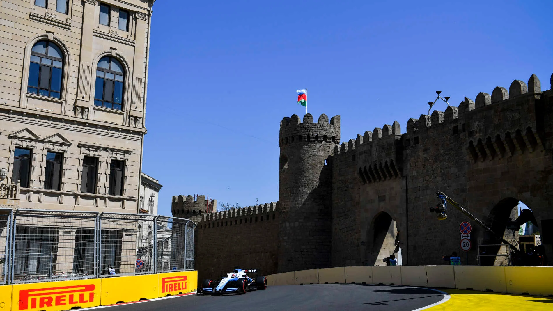 BAKU CITY CIRCUIT, AZERBAIJAN - APRIL 27: George Russell, Williams Racing FW42 during the Azerbaijan GP at Baku City Circuit on April 27, 2019 in Baku City Circuit, Azerbaijan. (Photo by Mark Sutton / Sutton Images)