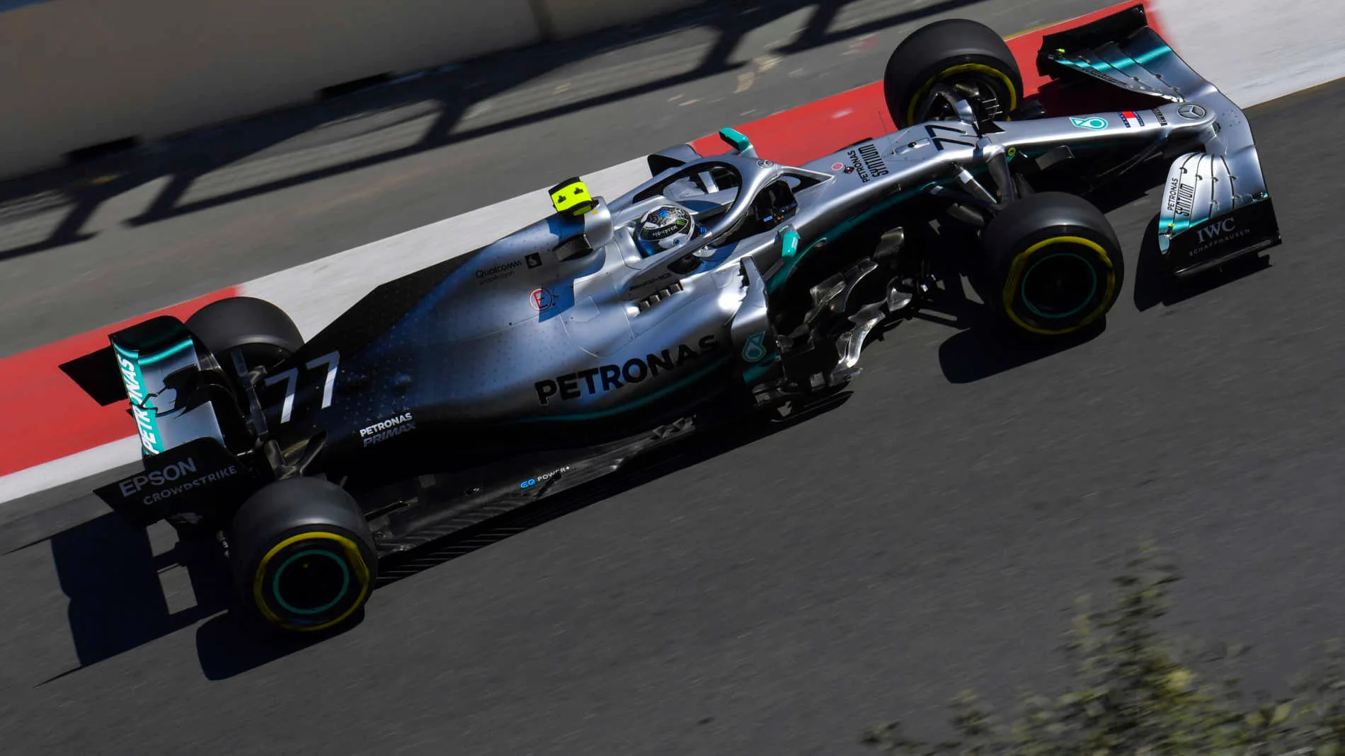 BAKU CITY CIRCUIT, AZERBAIJAN - APRIL 27: Valtteri Bottas, Mercedes AMG W10 during the Azerbaijan