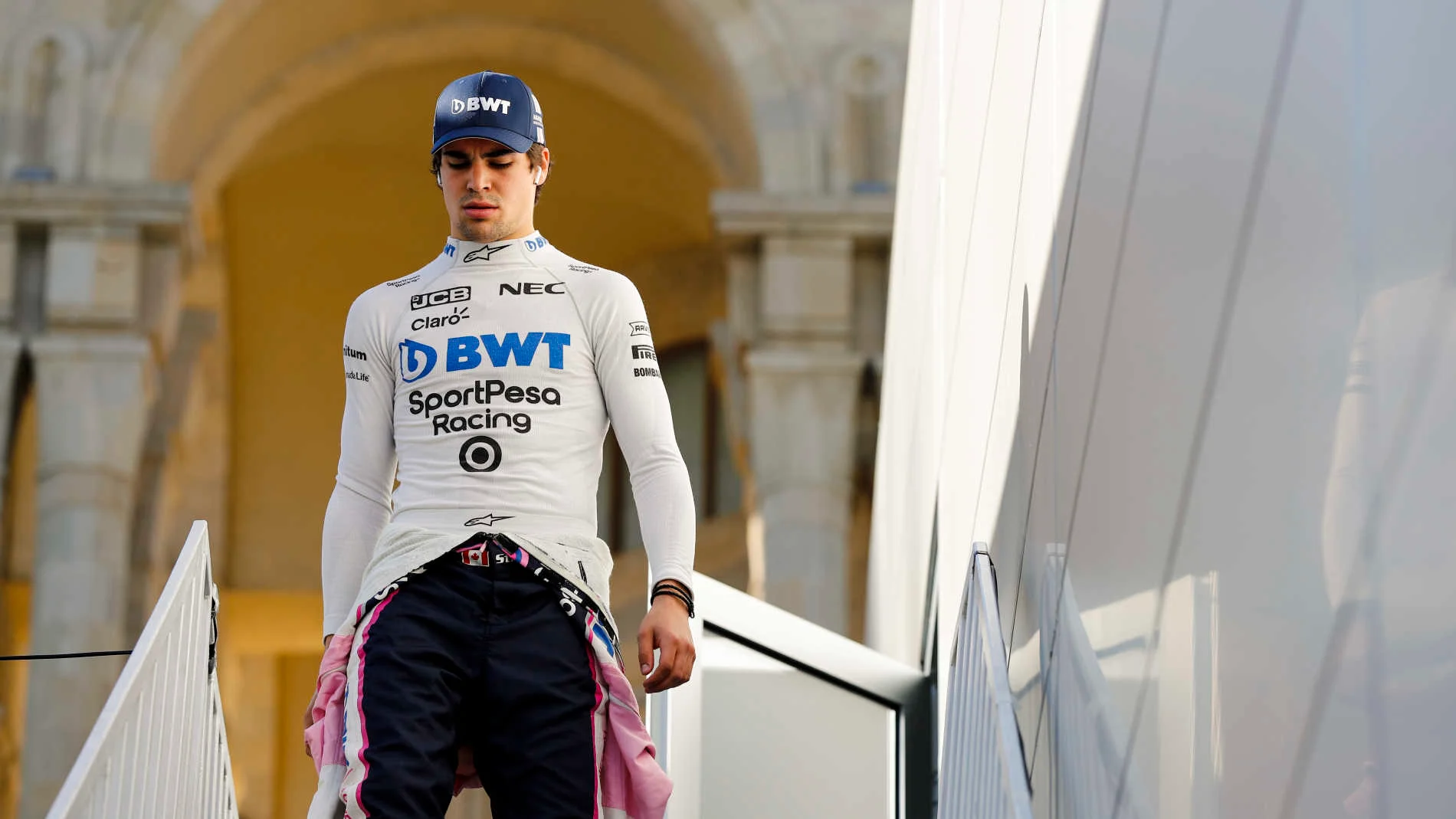 BAKU CITY CIRCUIT, AZERBAIJAN - APRIL 27: Lance Stroll, Racing Point during the Azerbaijan GP at Baku City Circuit on April 27, 2019 in Baku City Circuit, Azerbaijan. (Photo by Glenn Dunbar / LAT Images)