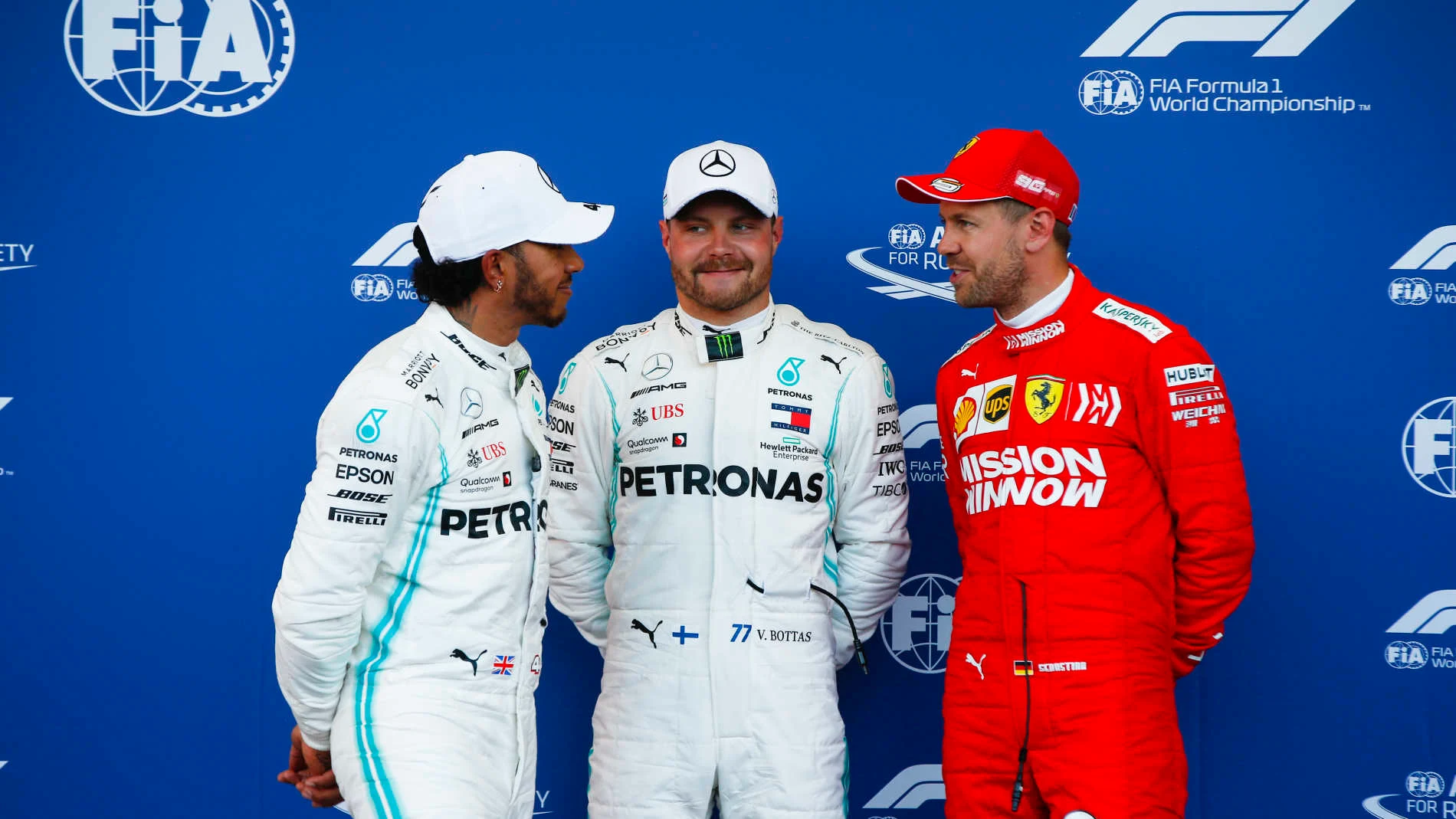 BAKU CITY CIRCUIT, AZERBAIJAN - APRIL 27: Lewis Hamilton, Mercedes AMG F1, Pole Sitter Valtteri