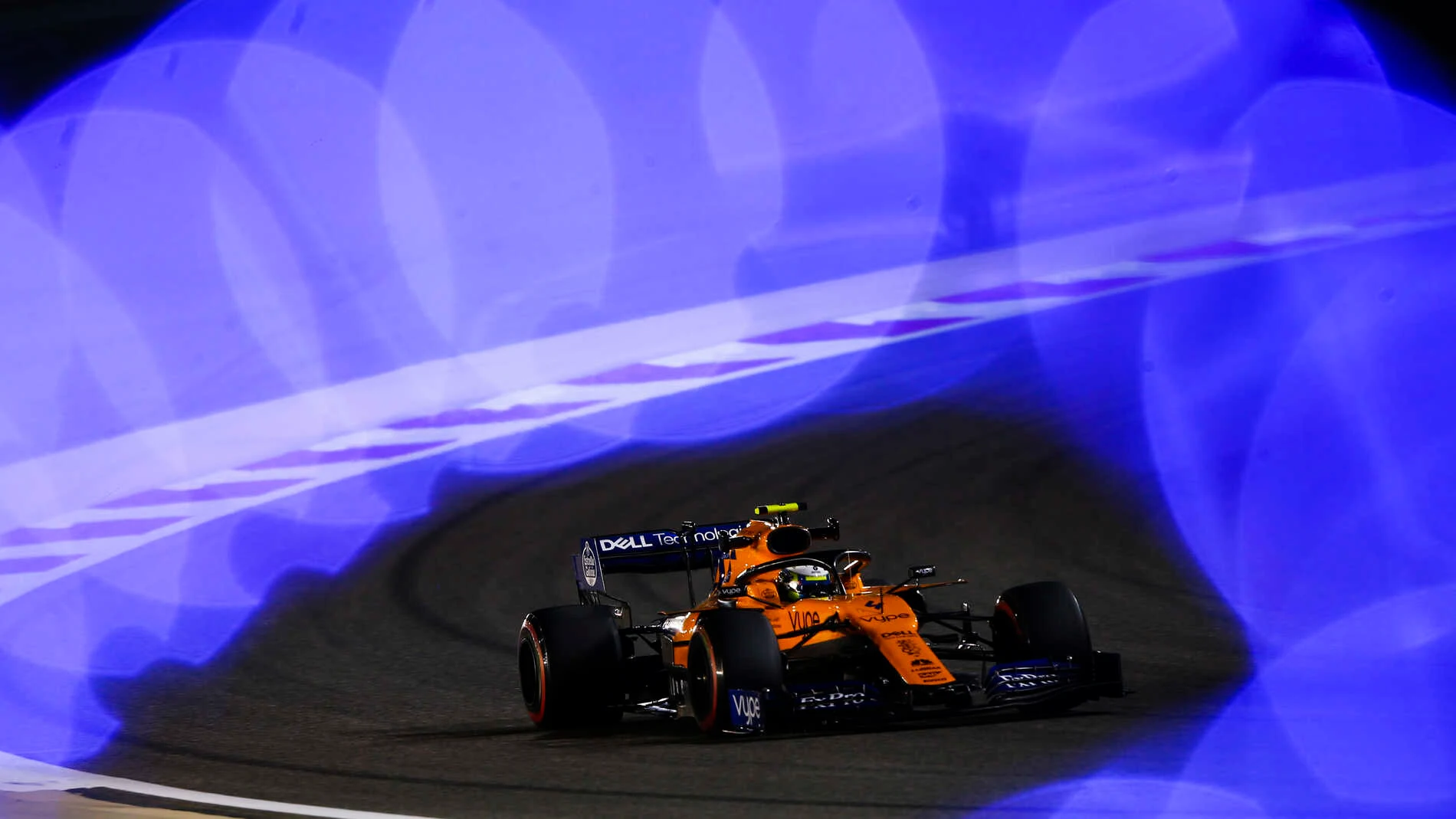 BAHRAIN INTERNATIONAL CIRCUIT, BAHRAIN - MARCH 29: Lando Norris, McLaren MCL34 during the Bahrain