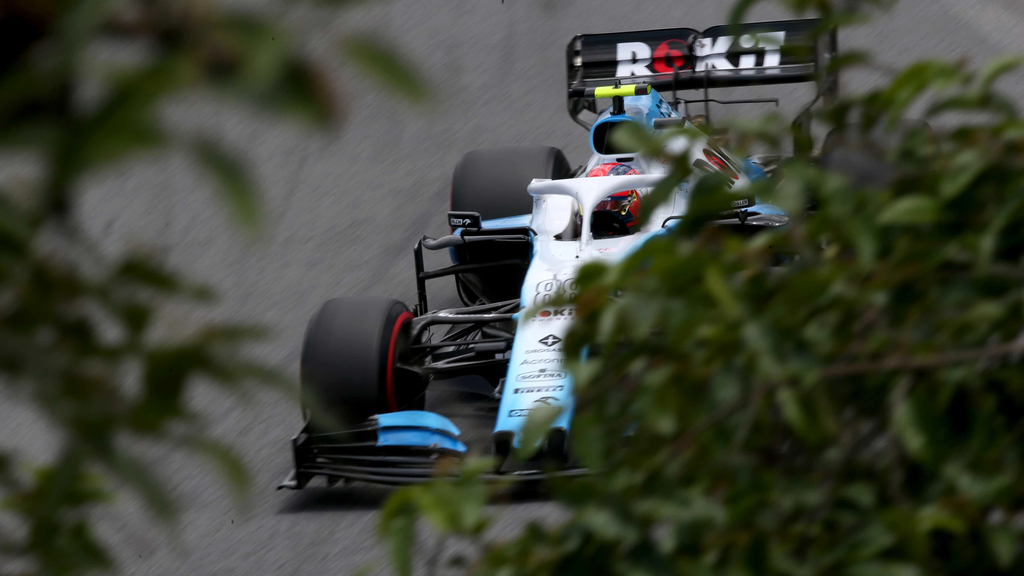 SAO PAULO, BRAZIL - NOVEMBER 16: Robert Kubica of Poland driving the (88) Rokit Williams Racing