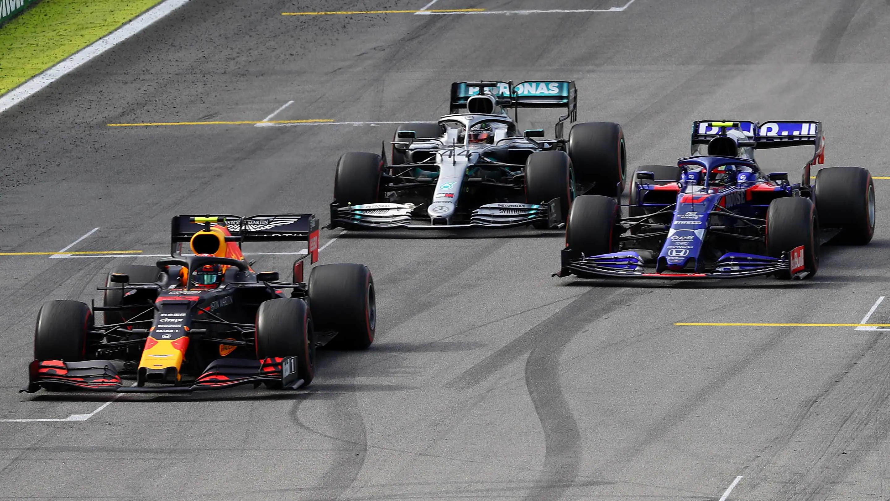 SAO PAULO, BRAZIL - NOVEMBER 17: Alexander Albon of Thailand driving the (23) Aston Martin Red Bull