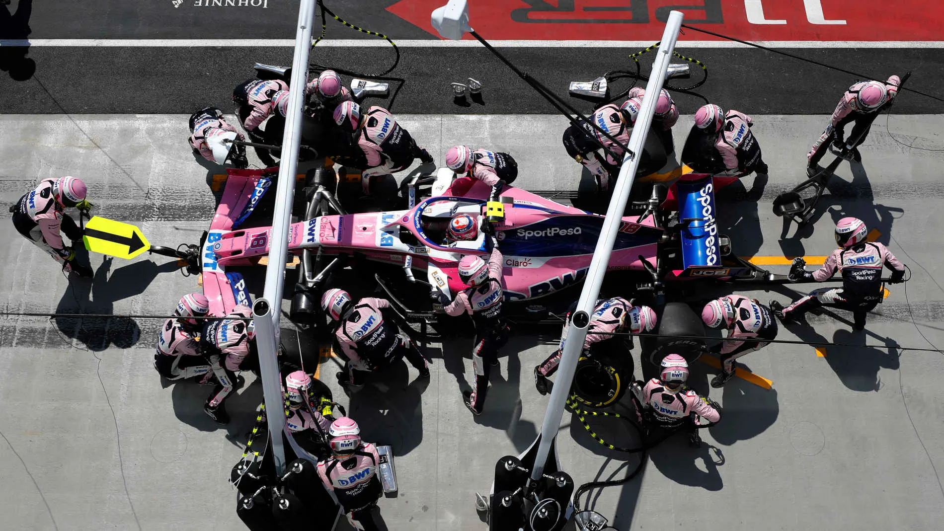 CIRCUIT GILLES-VILLENEUVE, CANADA - JUNE 09: Lance Stroll, Racing Point RP19, makes a pit stop