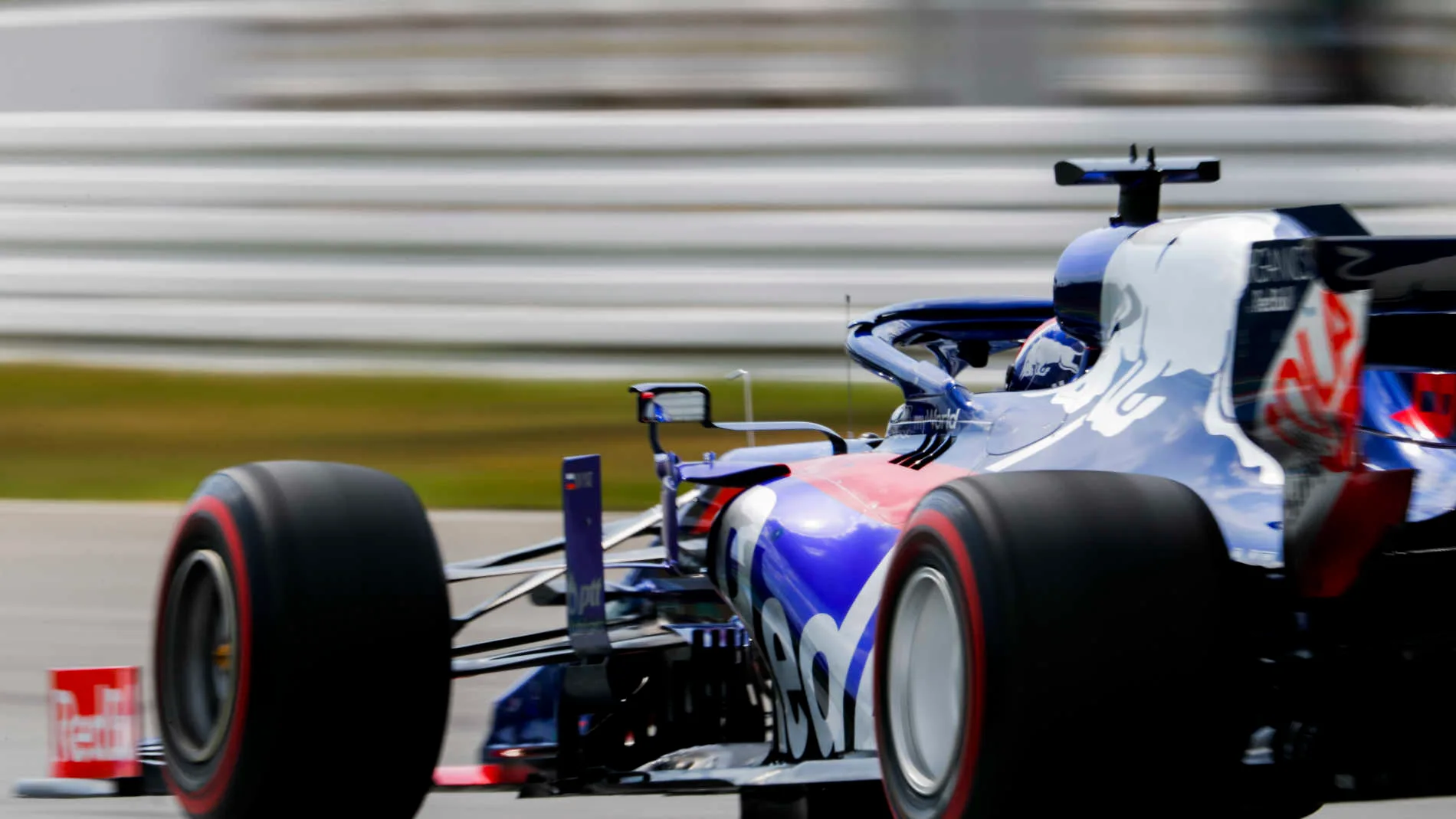 HOCKENHEIMRING, GERMANY - JULY 27: Daniil Kvyat, Toro Rosso STR14 during the German GP at