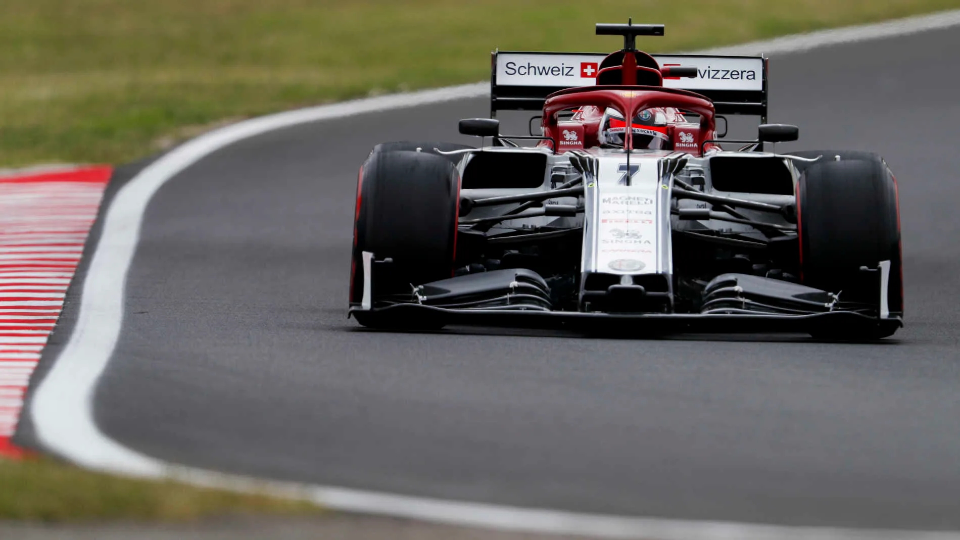 HUNGARORING, HUNGARY - AUGUST 02: Kimi Raikkonen, Alfa Romeo Racing C38 during the Hungarian GP at Hungaroring on August 02, 2019 in Hungaroring, Hungary. (Photo by Zak Mauger / LAT Images)