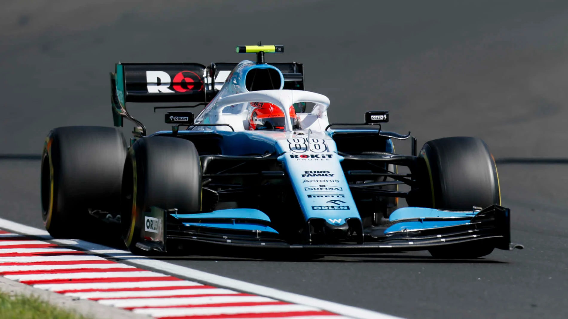 HUNGARORING, HUNGARY - AUGUST 04: Robert Kubica, Williams FW42 during the Hungarian GP at Hungaroring on August 04, 2019 in Hungaroring, Hungary. (Photo by Joe Portlock / LAT Images)