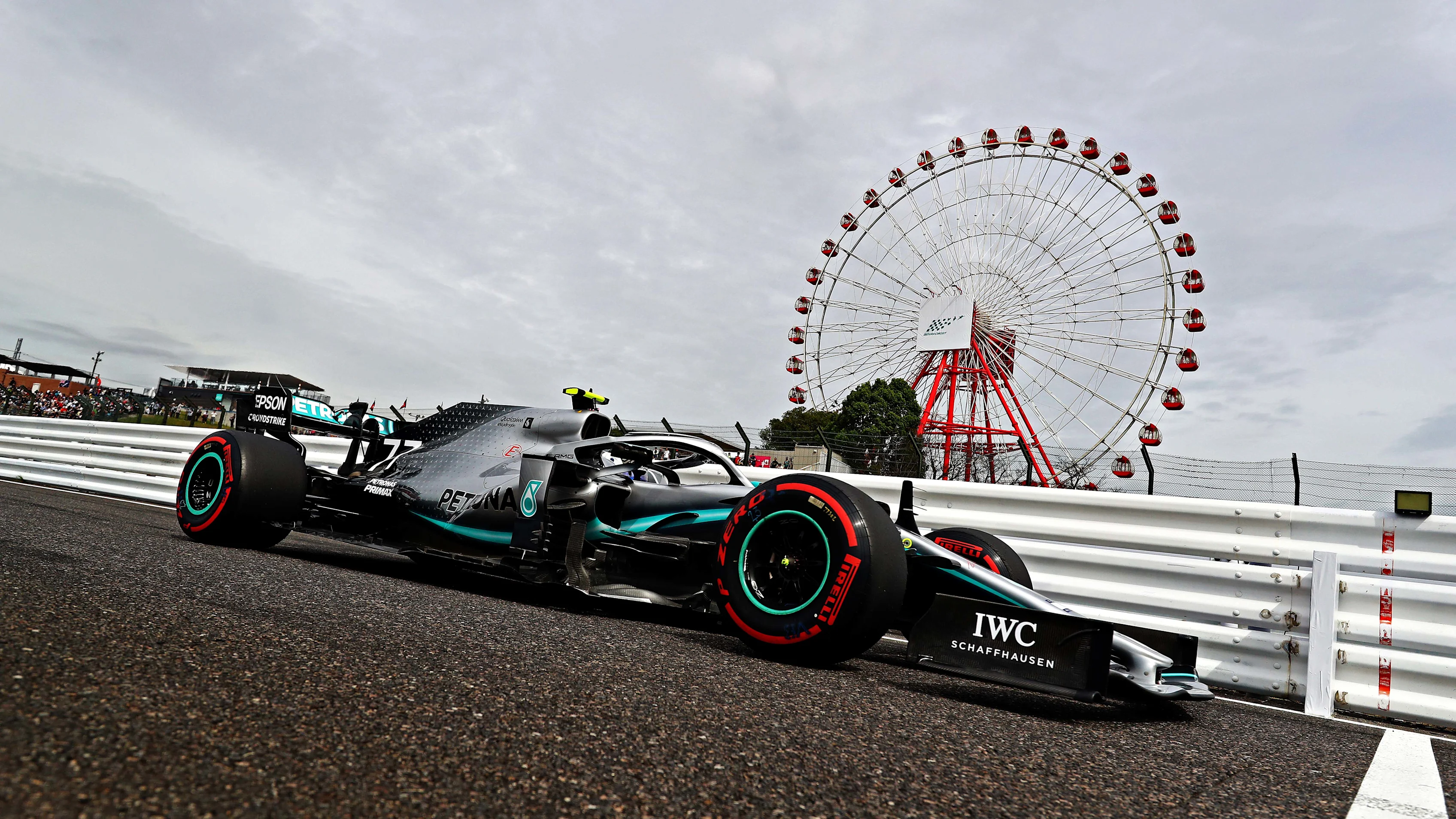 SUZUKA, JAPAN - OCTOBER 11: Valtteri Bottas driving the (77) Mercedes AMG Petronas F1 Team Mercedes