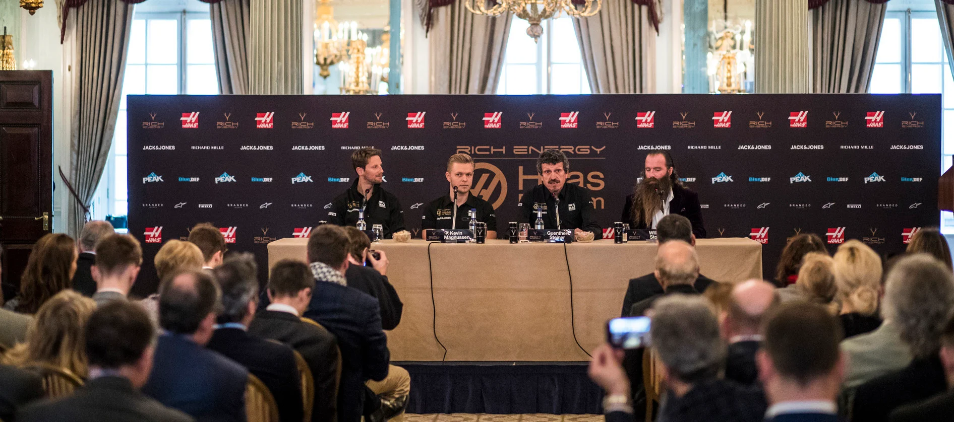 THE ROYAL AUTOMOBILE CLUB, UNITED KINGDOM - FEBRUARY 07: Romain Grosjean, Haas F1 Team, Kevin