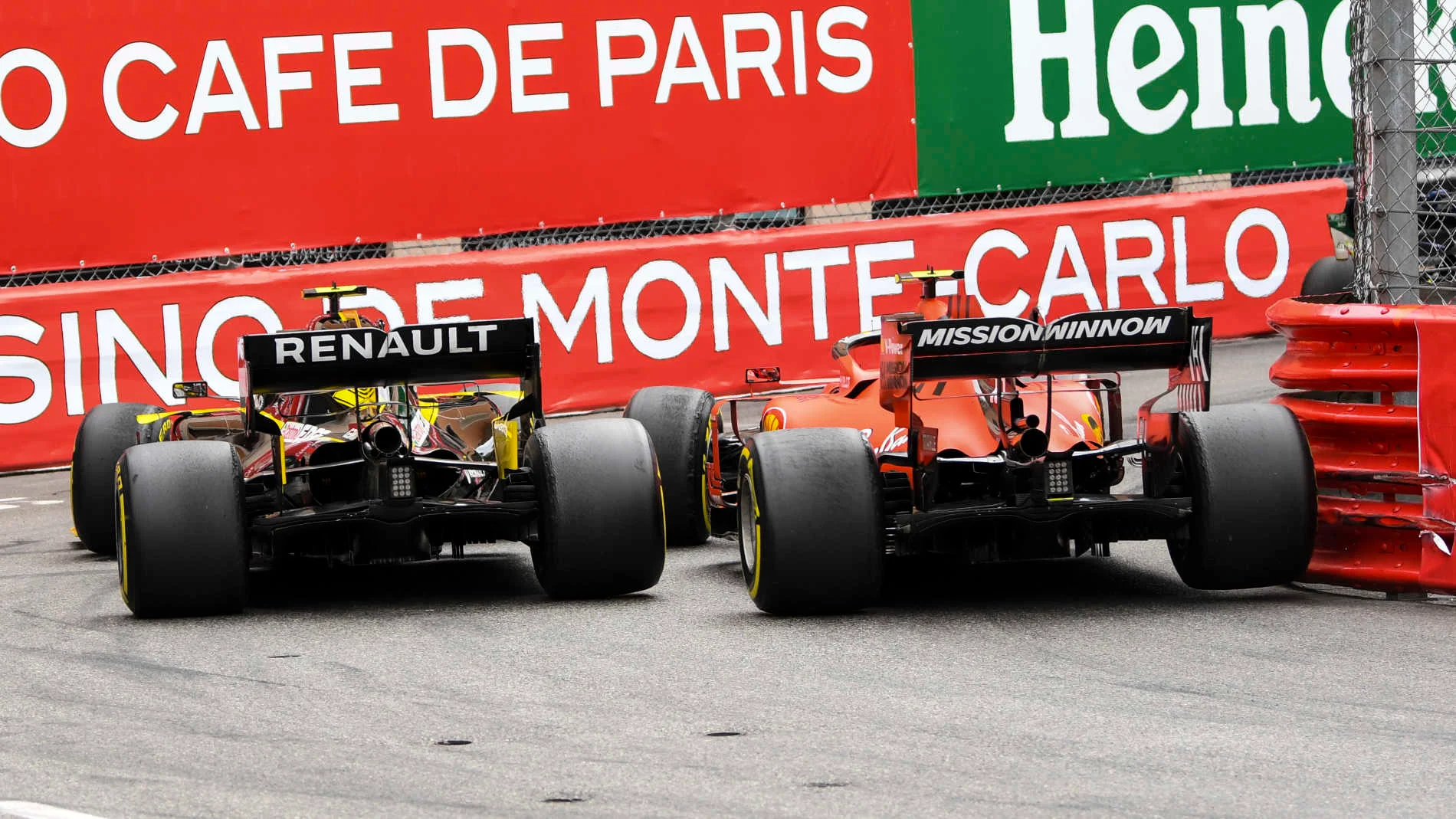 MONTE CARLO, MONACO - MAY 26: Charles Leclerc, Ferrari SF90, battles with Nico Hulkenberg, Renault R.S. 19 during the Monaco GP at Monte Carlo on May 26, 2019 in Monte Carlo, Monaco. (Photo by Jerry Andre / Sutton Images)