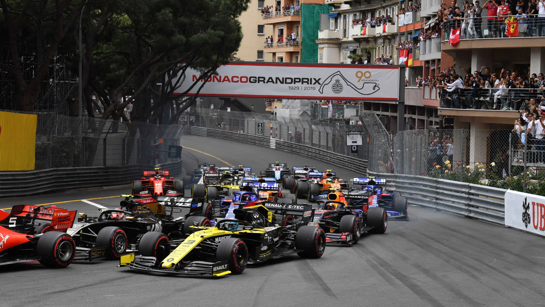 MONTE CARLO, MONACO - MAY 26: Sebastian Vettel, Ferrari SF90, leads Daniel Ricciardo, Renault