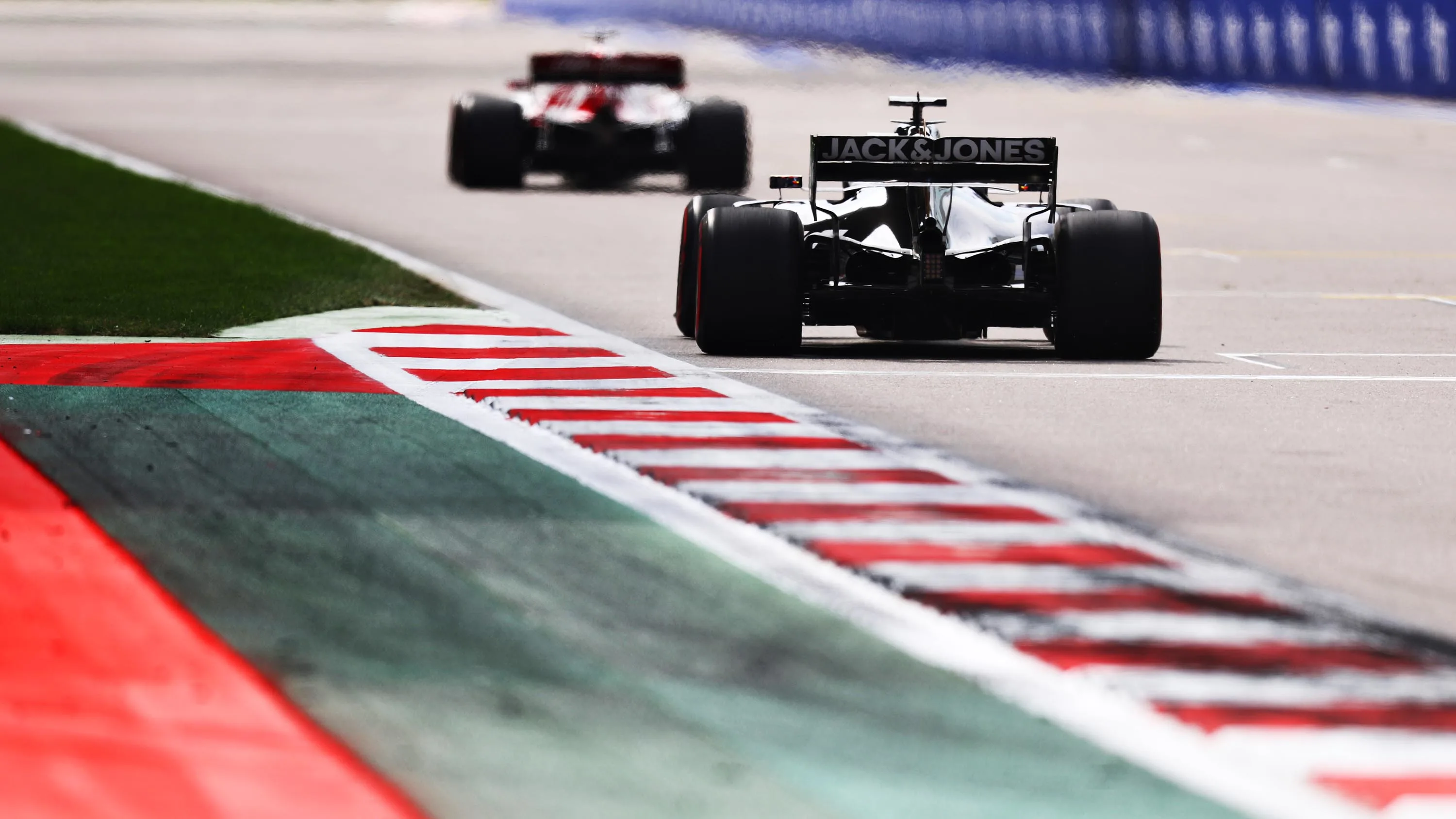 SOCHI, RUSSIA - SEPTEMBER 27: Romain Grosjean of France driving the (8) Haas F1 Team VF-19 Ferrari