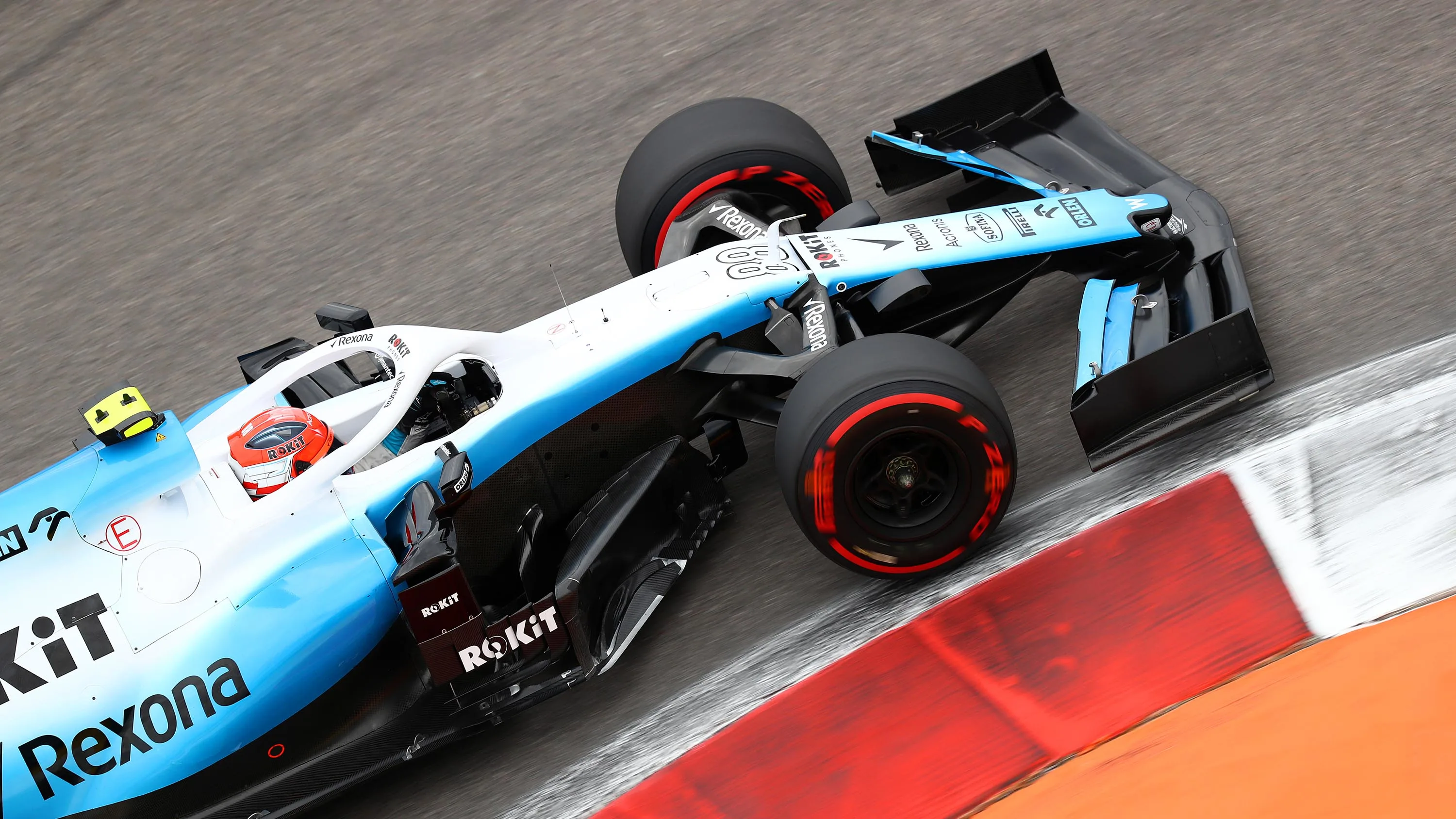 SOCHI, RUSSIA - SEPTEMBER 27: Robert Kubica of Poland driving the (88) Rokit Williams Racing FW42
