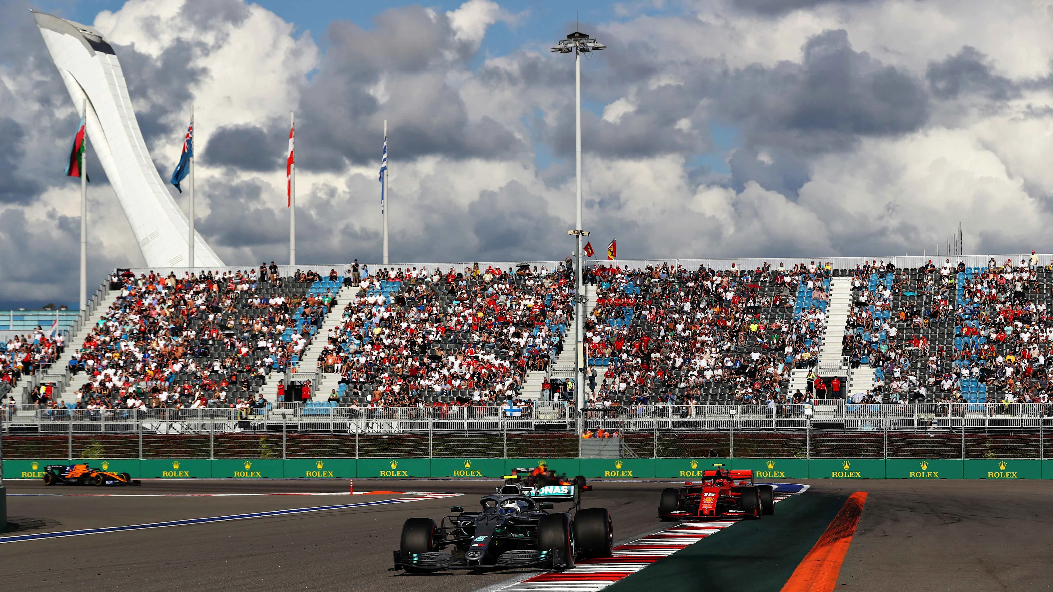 SOCHI, RUSSIA - SEPTEMBER 29: Valtteri Bottas driving the (77) Mercedes AMG Petronas F1 Team