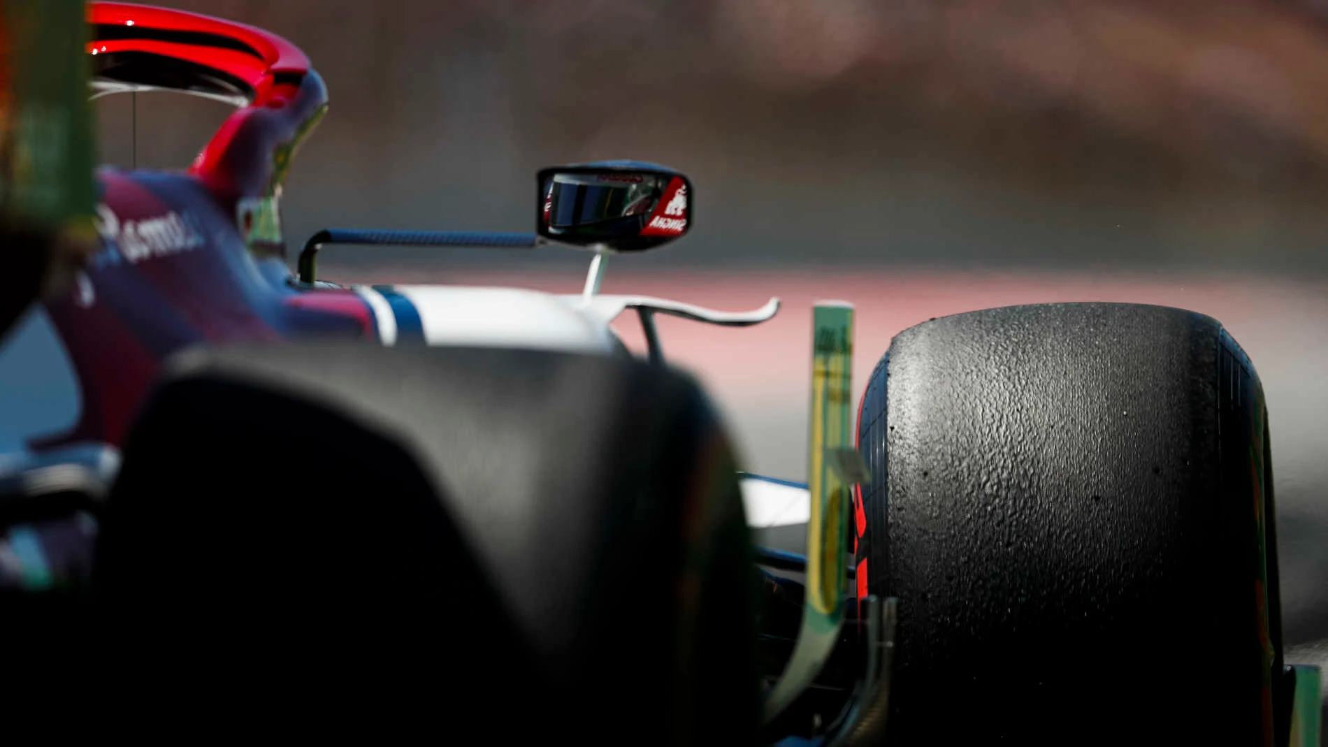 CIRCUIT DE BARCELONA-CATALUNYA, SPAIN - MAY 10: Antonio Giovinazzi, Alfa Romeo Racing C38 during the Spanish GP at Circuit de Barcelona-Catalunya on May 10, 2019 in Circuit de Barcelona-Catalunya, Spain. (Photo by Zak Mauger / LAT Images)