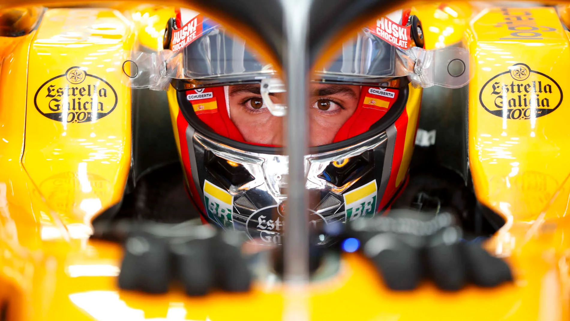 CIRCUIT DE BARCELONA-CATALUNYA, SPAIN - MAY 11: Carlos Sainz, McLaren during the Spanish GP at Circuit de Barcelona-Catalunya on May 11, 2019 in Circuit de Barcelona-Catalunya, Spain. (Photo by Steven Tee / LAT Images)