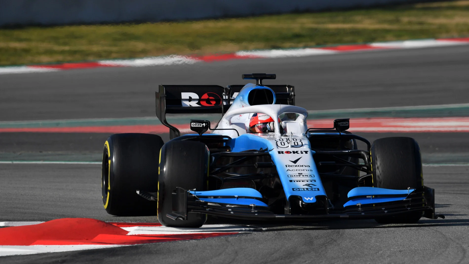 CIRCUIT DE BARCELONA-CATALUNYA, SPAIN - FEBRUARY 21: Robert Kubica, Williams FW42 during the