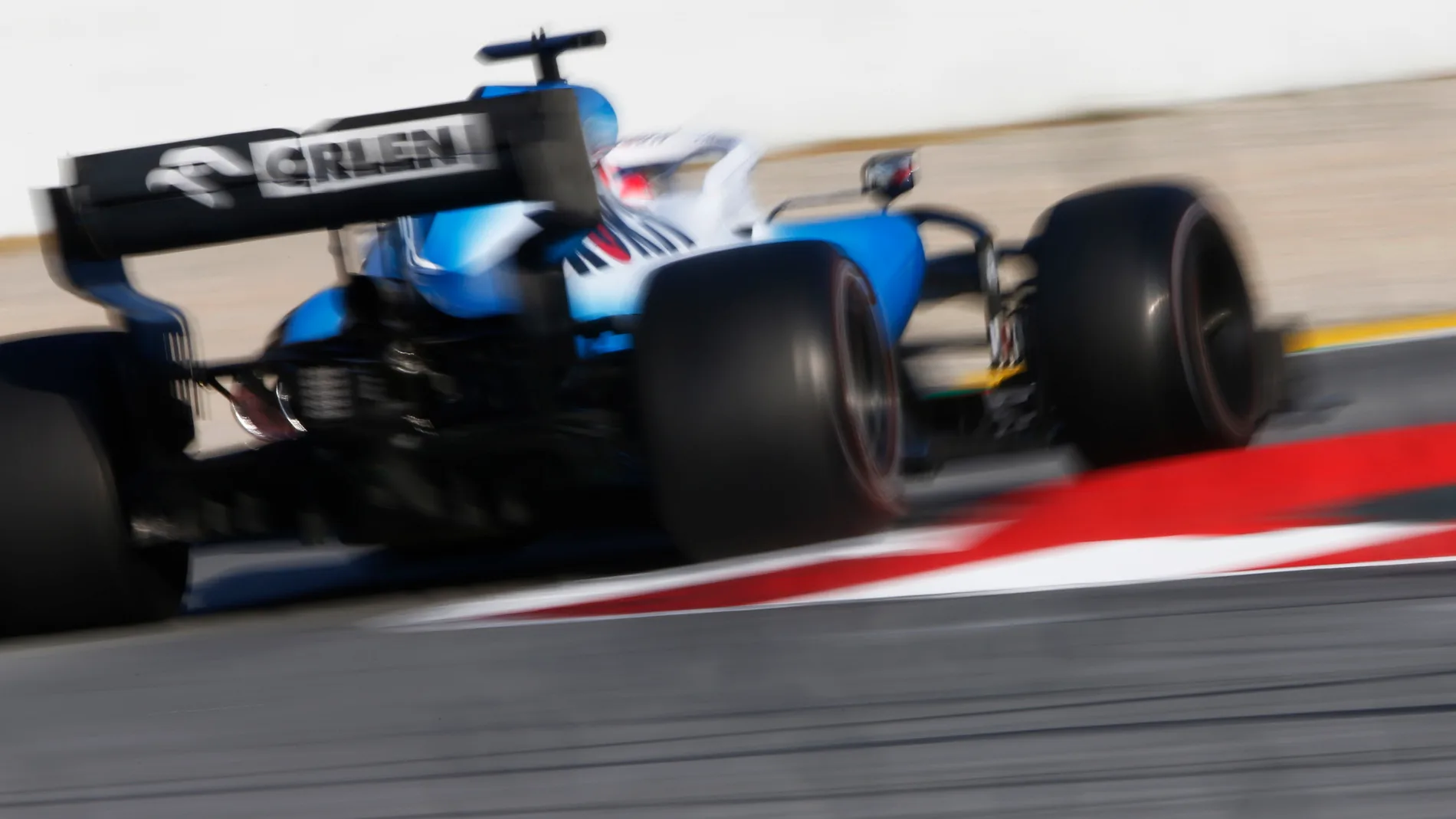 CIRCUIT DE BARCELONA-CATALUNYA, SPAIN - FEBRUARY 27: Robert Kubica, Williams FW42 during the