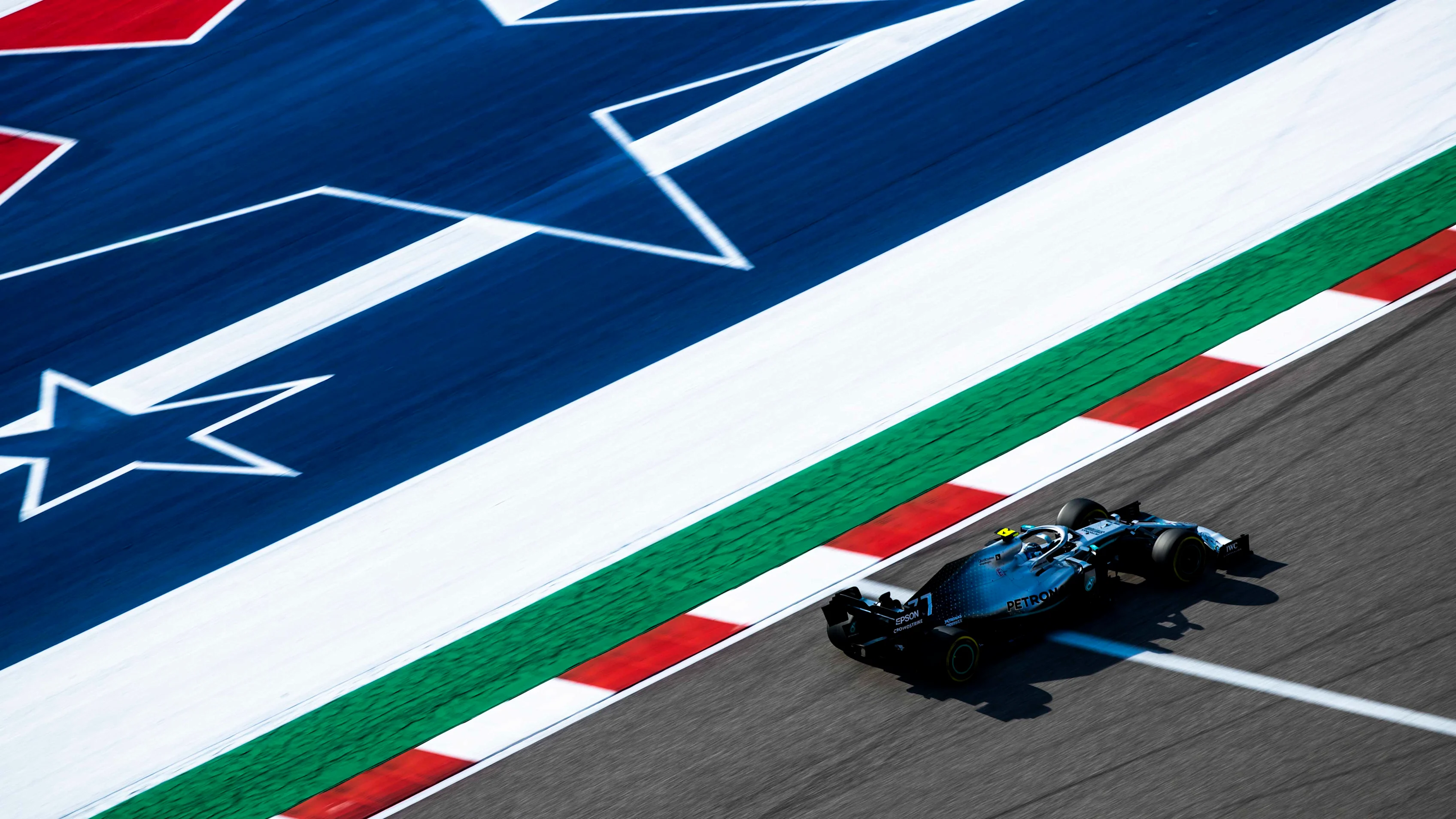 AUSTIN, TEXAS - NOVEMBER 01: Valtteri Bottas driving the (77) Mercedes AMG Petronas F1 Team