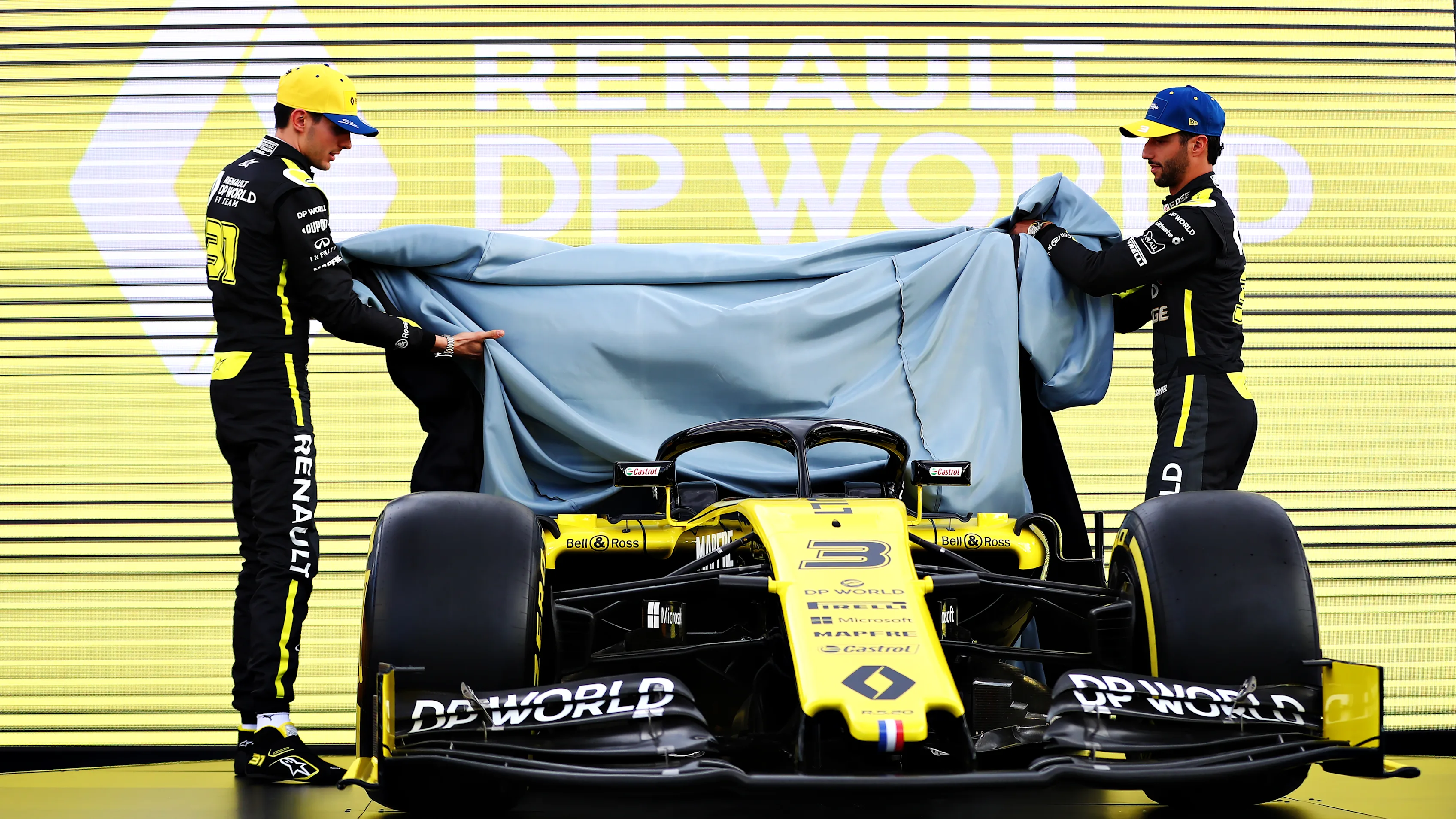 MELBOURNE, AUSTRALIA - MARCH 11: Daniel Ricciardo of Australia and Renault Sport F1 and Esteban