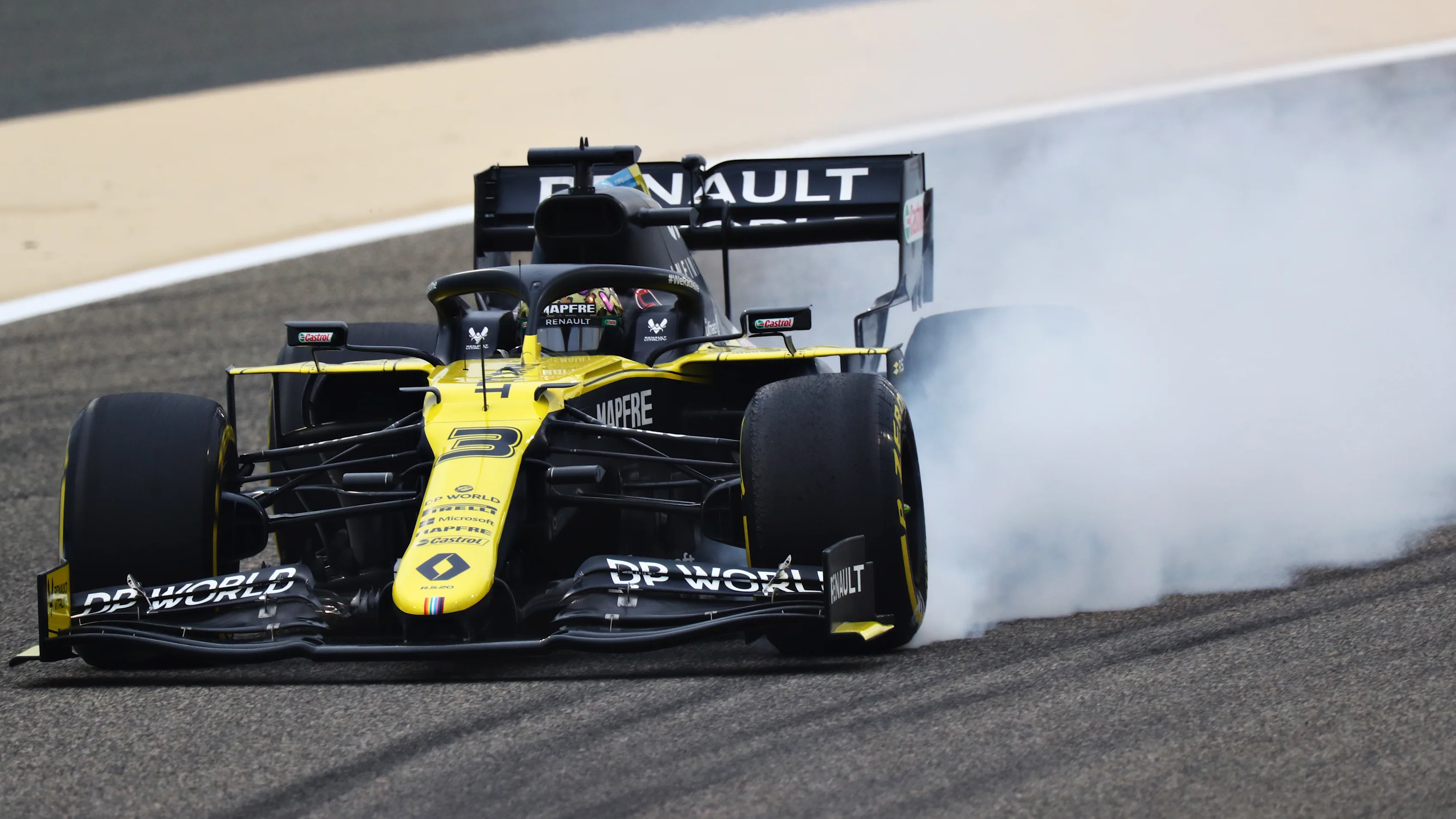 BAHRAIN, BAHRAIN - NOVEMBER 27: Daniel Ricciardo of Australia driving the (3) Renault Sport Formula One Team RS20 locks a wheel under braking during practice ahead of the F1 Grand Prix of Bahrain at Bahrain International Circuit on November 27, 2020 in Bahrain, Bahrain. (Photo by Dan Istitene - Formula 1/Formula 1 via Getty Images)