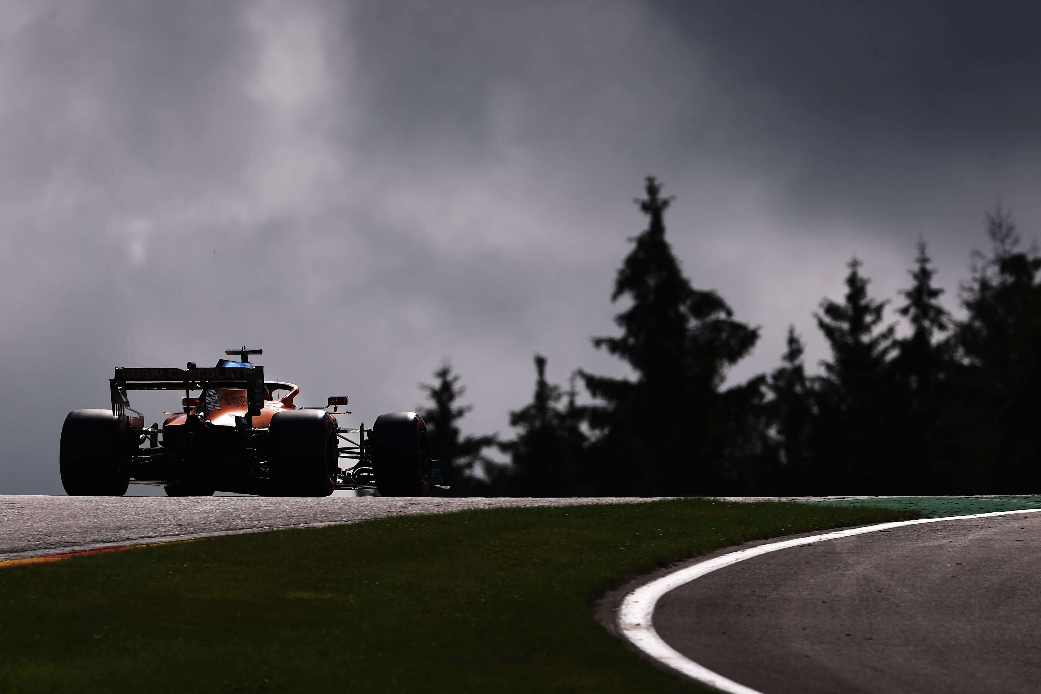 SPA, BELGIUM - AUGUST 29: Carlos Sainz of Spain driving the (55) McLaren F1 Team MCL35 Renault