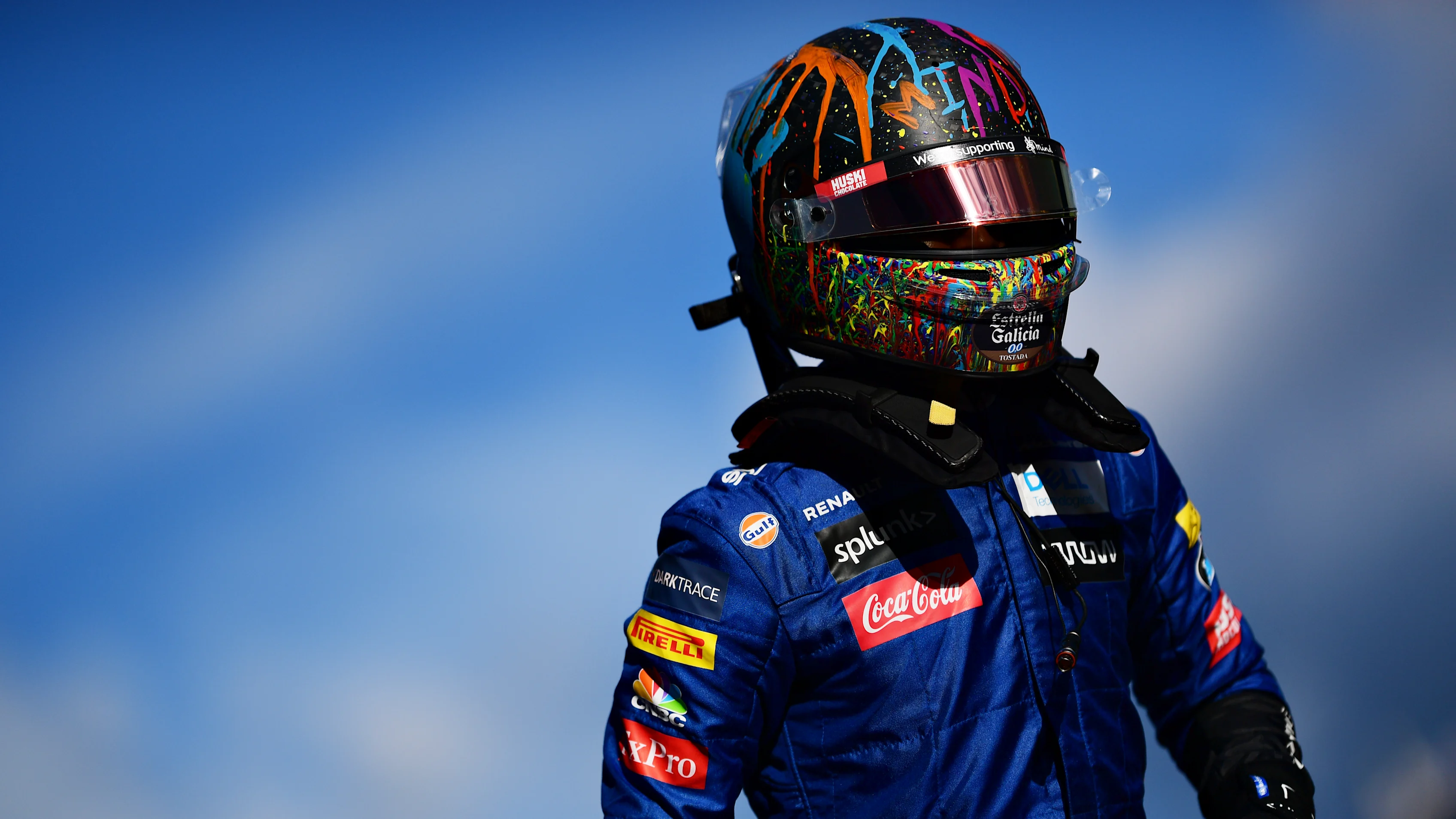 NUERBURG, GERMANY - OCTOBER 10: Lando Norris of Great Britain and McLaren F1 looks on in parc ferme during qualifying ahead of the F1 Eifel Grand Prix at Nuerburgring on October 10, 2020 in Nuerburg, Germany. (Photo by Mario Renzi - Formula 1/Formula 1 via Getty Images)
