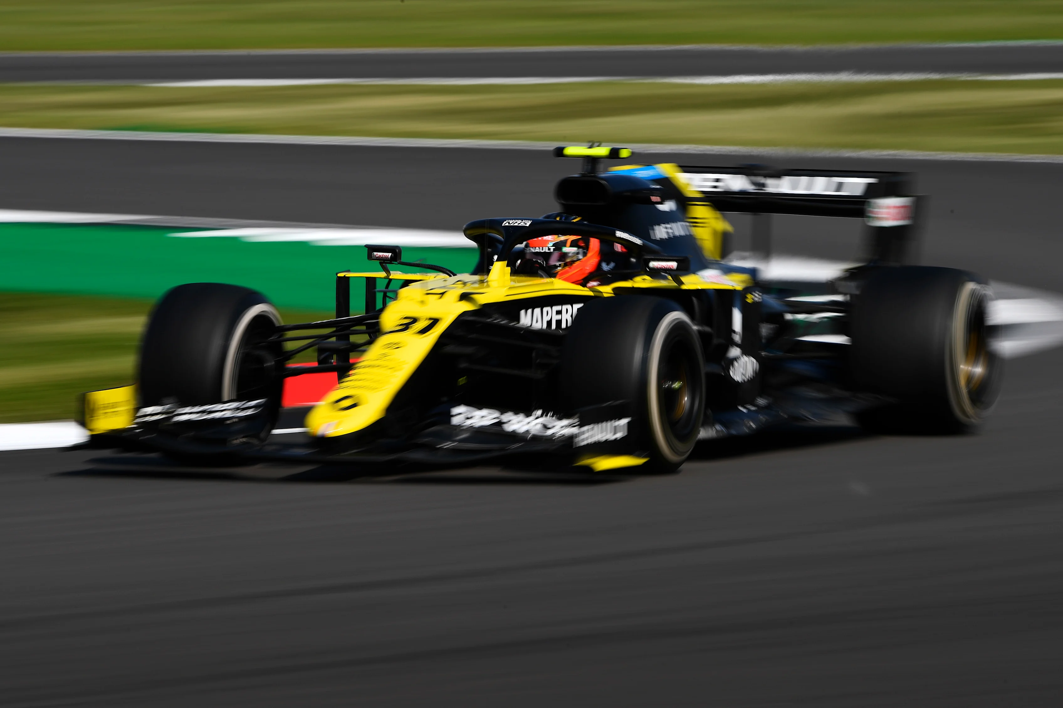 NORTHAMPTON, ENGLAND - JULY 31: Esteban Ocon of France driving the (31) Renault Sport Formula One Team RS20 on track during practice for the F1 Grand Prix of Great Britain at Silverstone on July 31, 2020 in Northampton, England. (Photo by Rudy Carezzevoli/Getty Images)