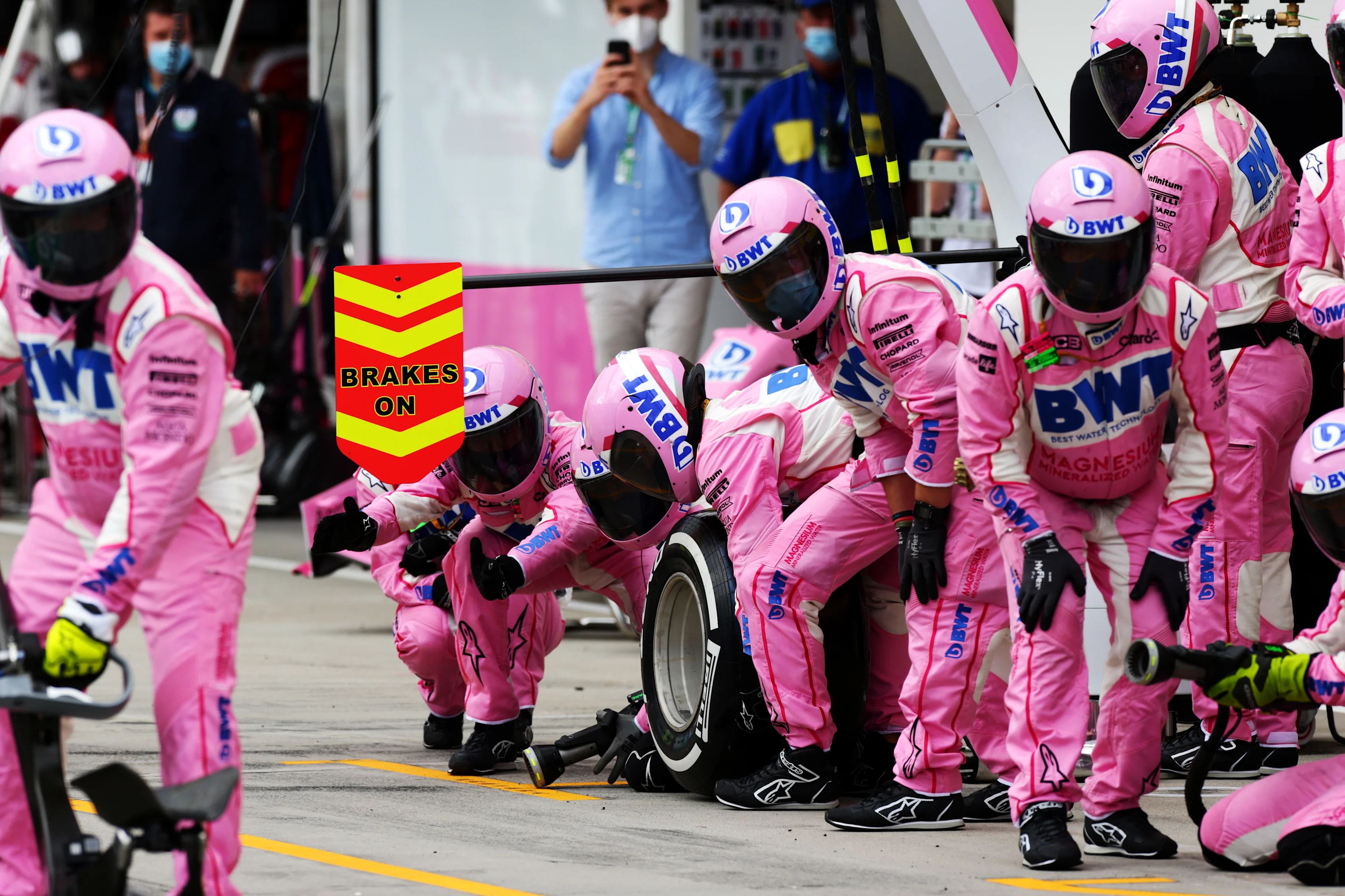 BUDAPEST, HUNGARY - JULY 19: Racing Point team members prepare for a pit stop during the Formula One Grand Prix of Hungary at Hungaroring on July 19, 2020 in Budapest, Hungary. (Photo by Peter Fox/Getty Images)