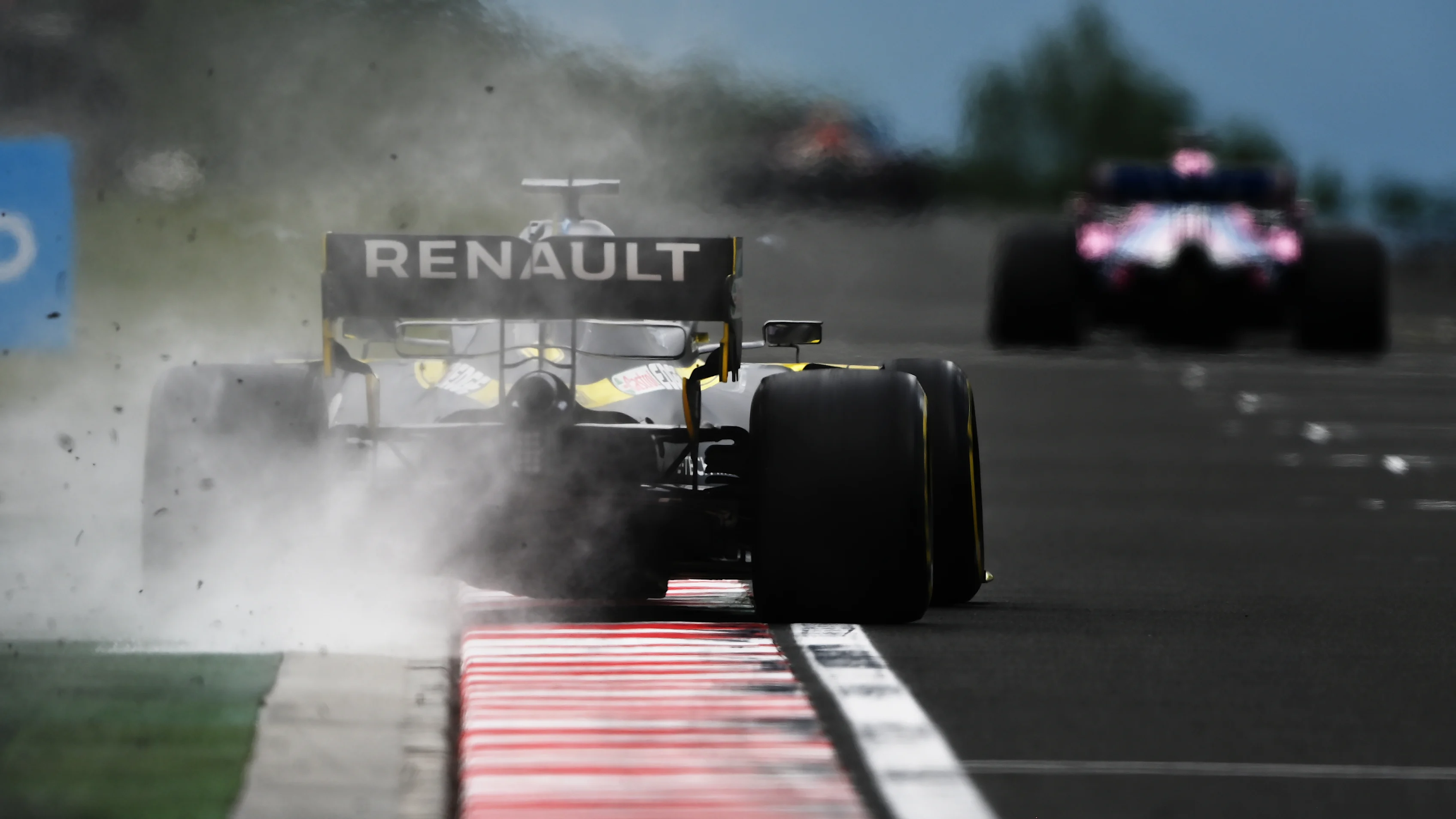 BUDAPEST, HUNGARY - JULY 19: Daniel Ricciardo of Australia driving the (3) Renault Sport Formula One Team RS20 during the Formula One Grand Prix of Hungary at Hungaroring on July 19, 2020 in Budapest, Hungary. (Photo by Clive Mason - Formula 1/Formula 1 via Getty Images)