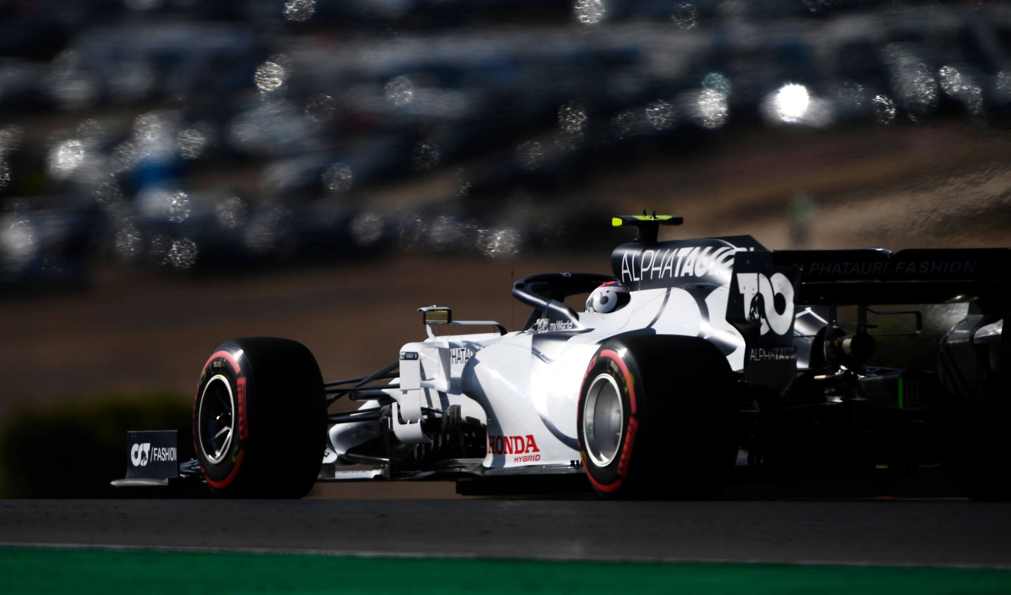 PORTIMAO, PORTUGAL - OCTOBER 24: Pierre Gasly of France driving the (10) Scuderia AlphaTauri AT01 Honda on track during qualifying ahead of the F1 Grand Prix of Portugal at Autodromo Internacional do Algarve on October 24, 2020 in Portimao, Portugal. (Photo by Rudy Carezzevoli/Getty Images)
