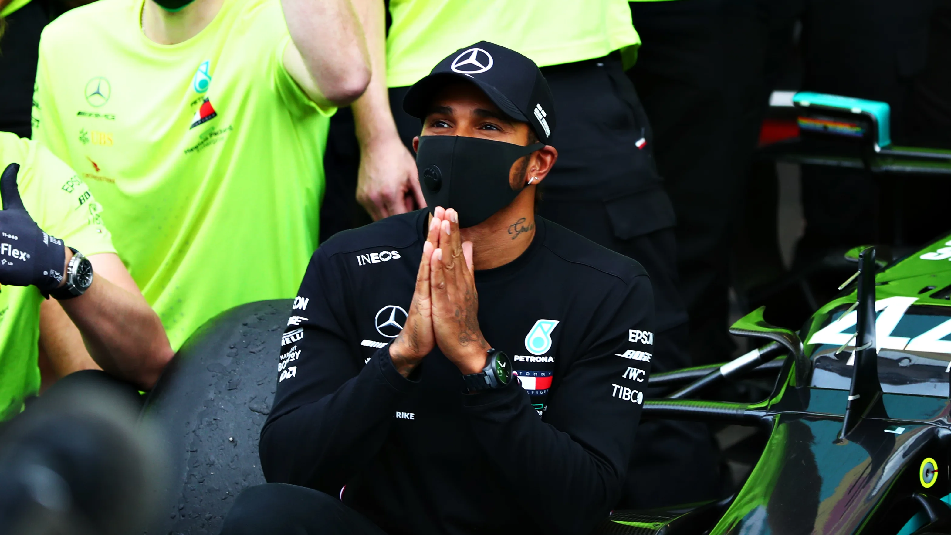 PORTIMAO, PORTUGAL - OCTOBER 25: Race winner Lewis Hamilton of Great Britain and Mercedes GP celebrates his record breaking 92nd race win after the F1 Grand Prix of Portugal at Autodromo Internacional do Algarve on October 25, 2020 in Portimao, Portugal. (Photo by Dan Istitene - Formula 1/Formula 1 via Getty Images)