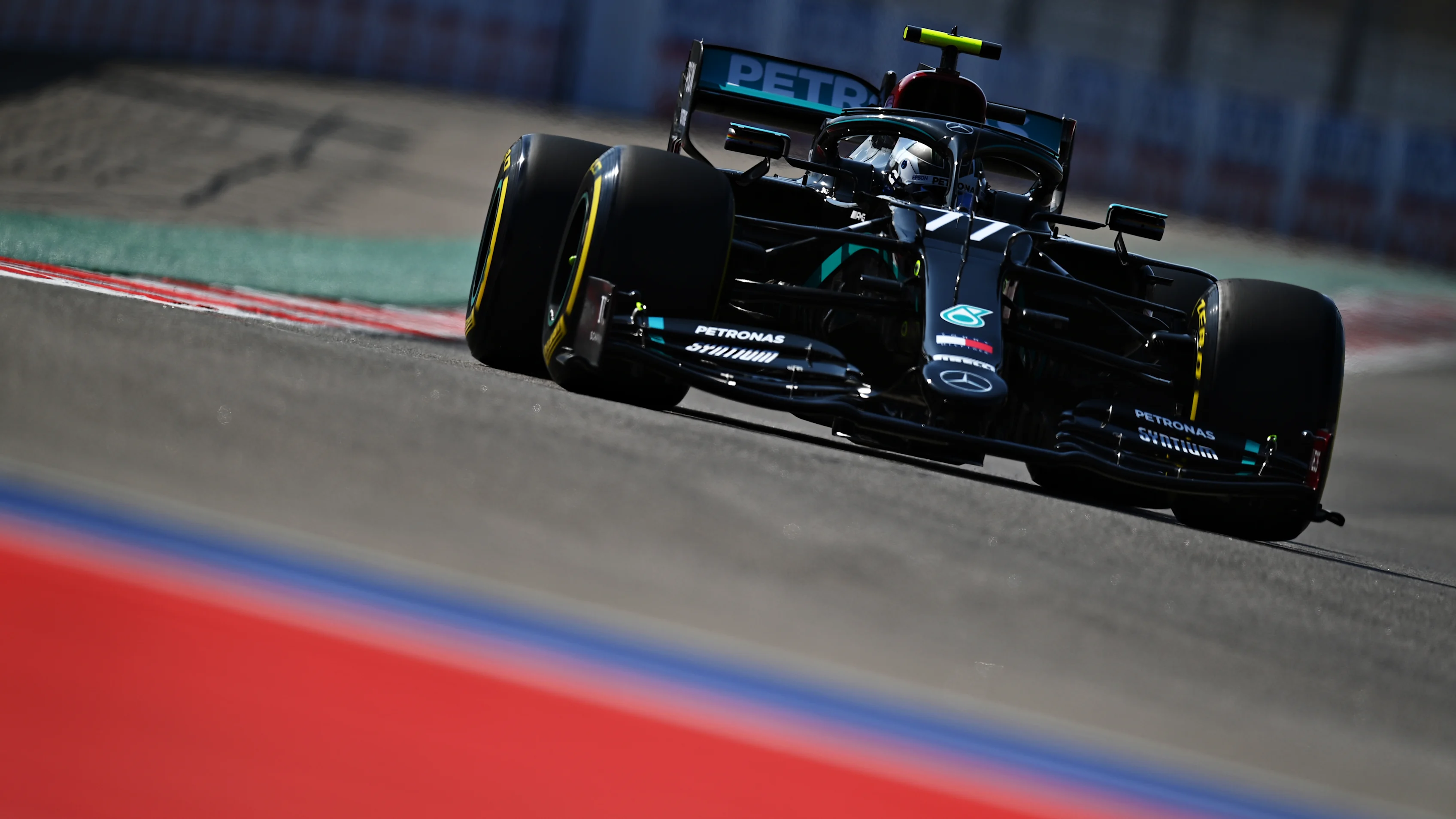 SOCHI, RUSSIA - SEPTEMBER 25: Valtteri Bottas of Finland driving the (77) Mercedes AMG Petronas F1