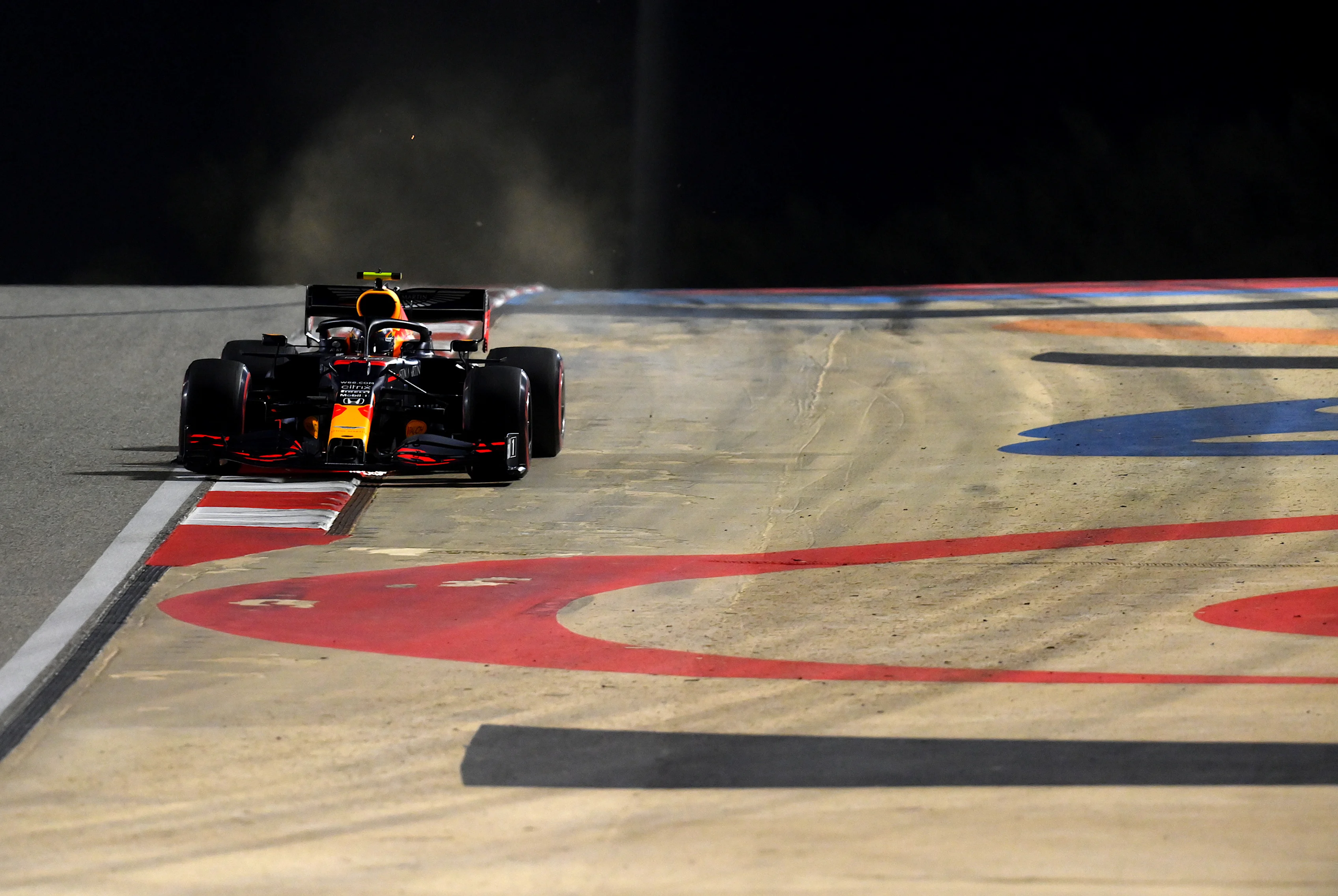 BAHRAIN, BAHRAIN - DECEMBER 04: Alexander Albon of Thailand driving the (23) Aston Martin Red Bull