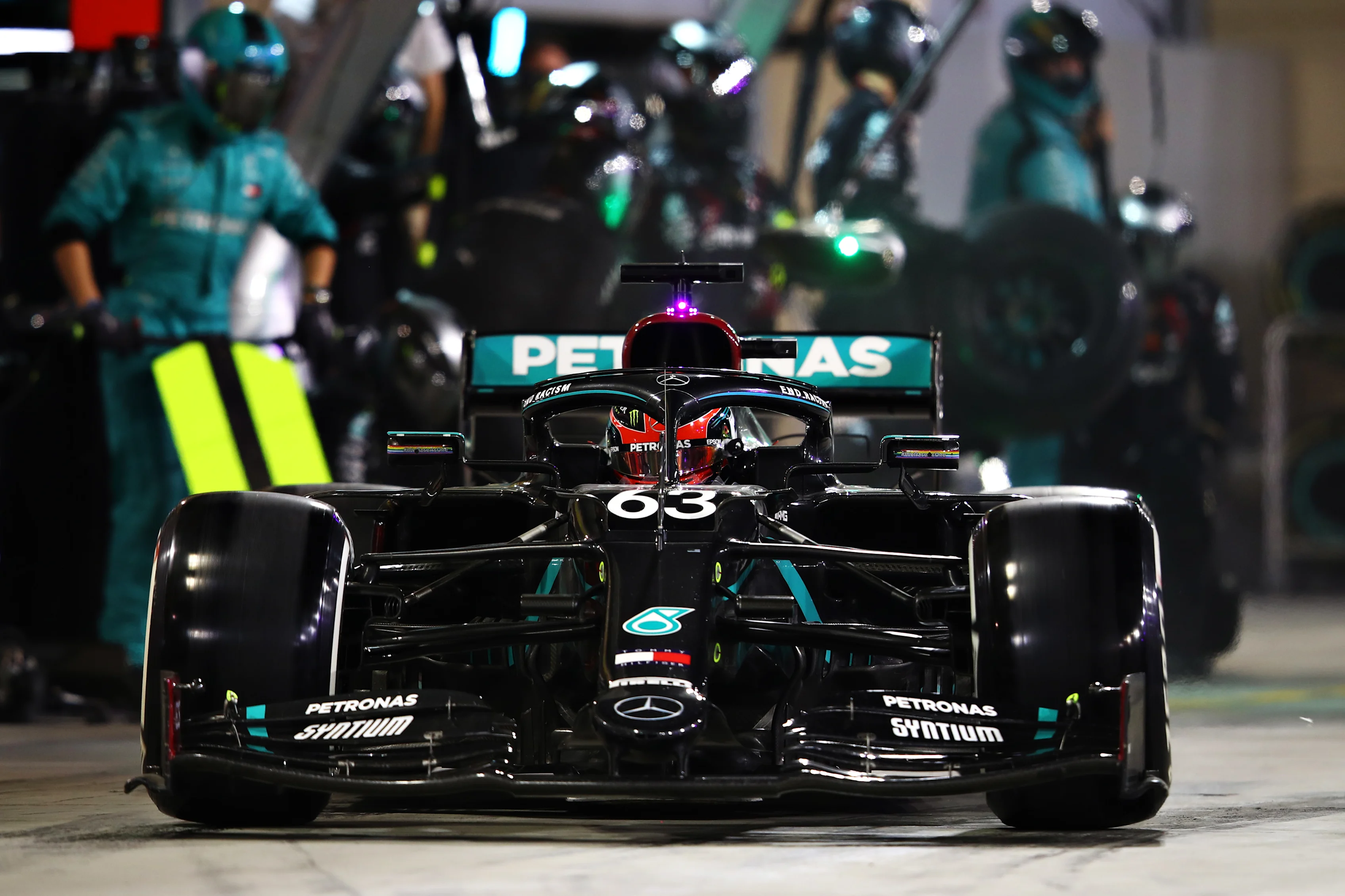 BAHRAIN, BAHRAIN - DECEMBER 06: George Russell of Great Britain driving the (63) Mercedes AMG