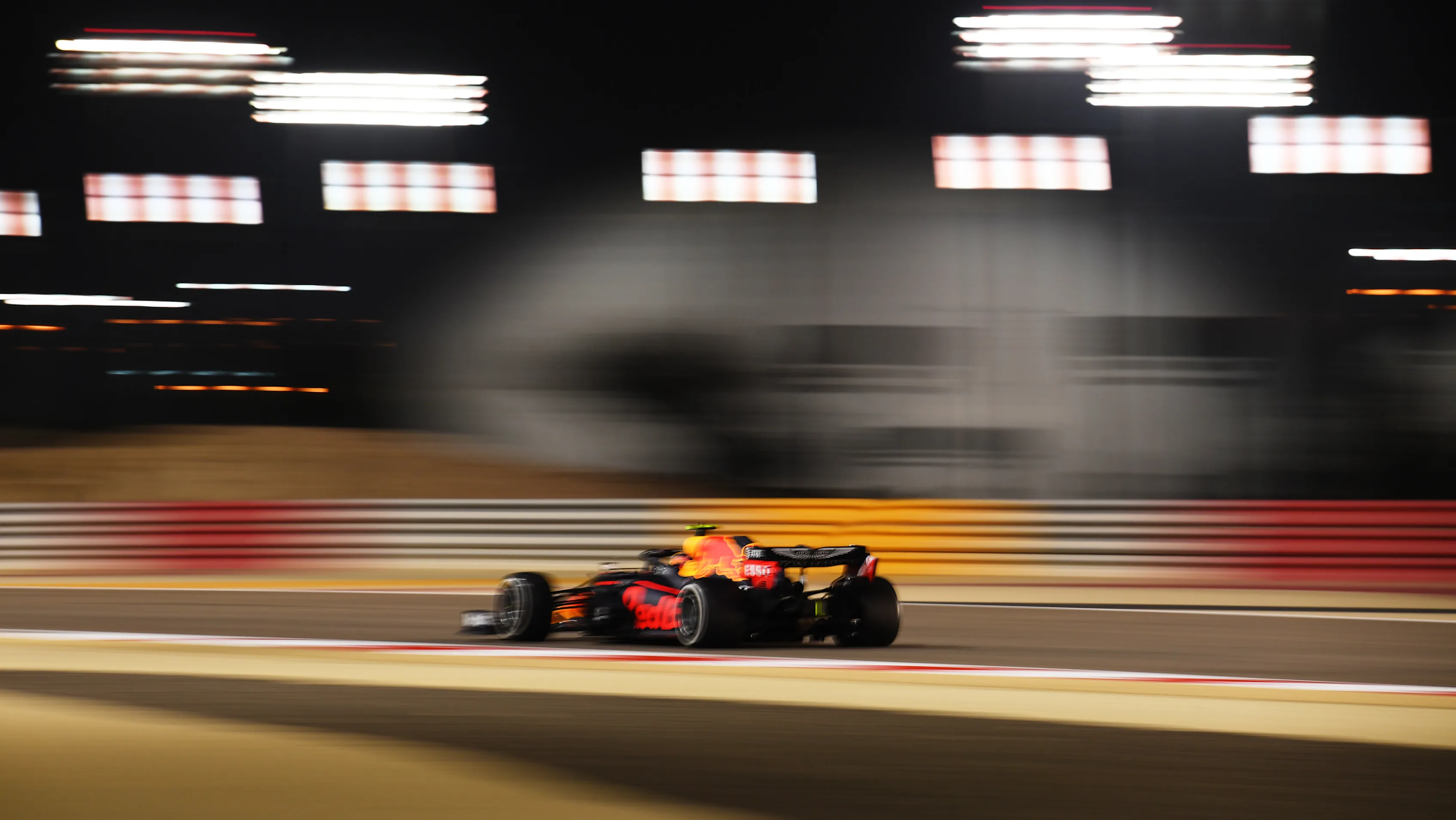 BAHRAIN, BAHRAIN - DECEMBER 06: Alexander Albon of Thailand driving the (23) Aston Martin Red Bull