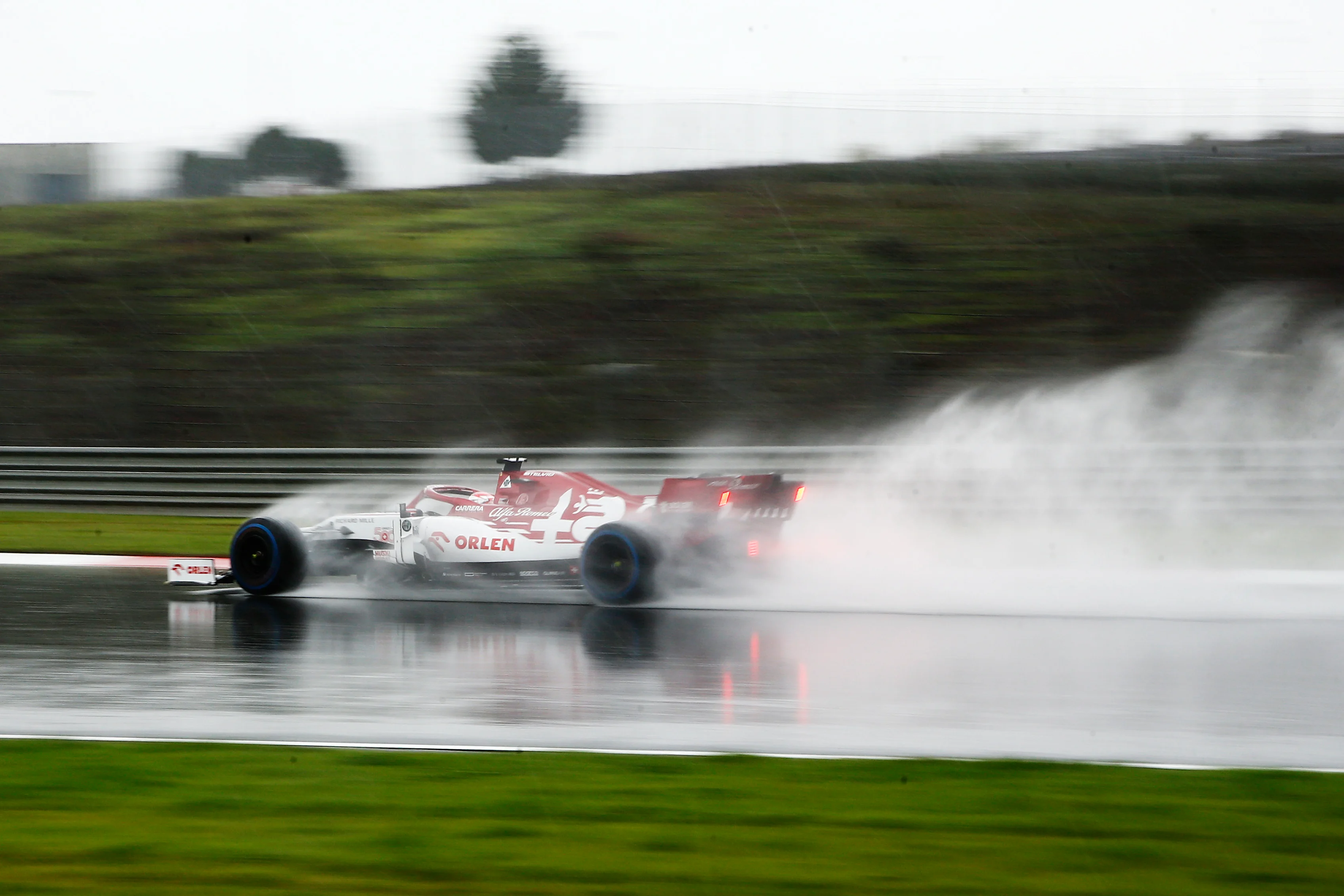 ISTANBUL, TURKEY - NOVEMBER 14: Kimi Raikkonen of Finland driving the (7) Alfa Romeo Racing C39